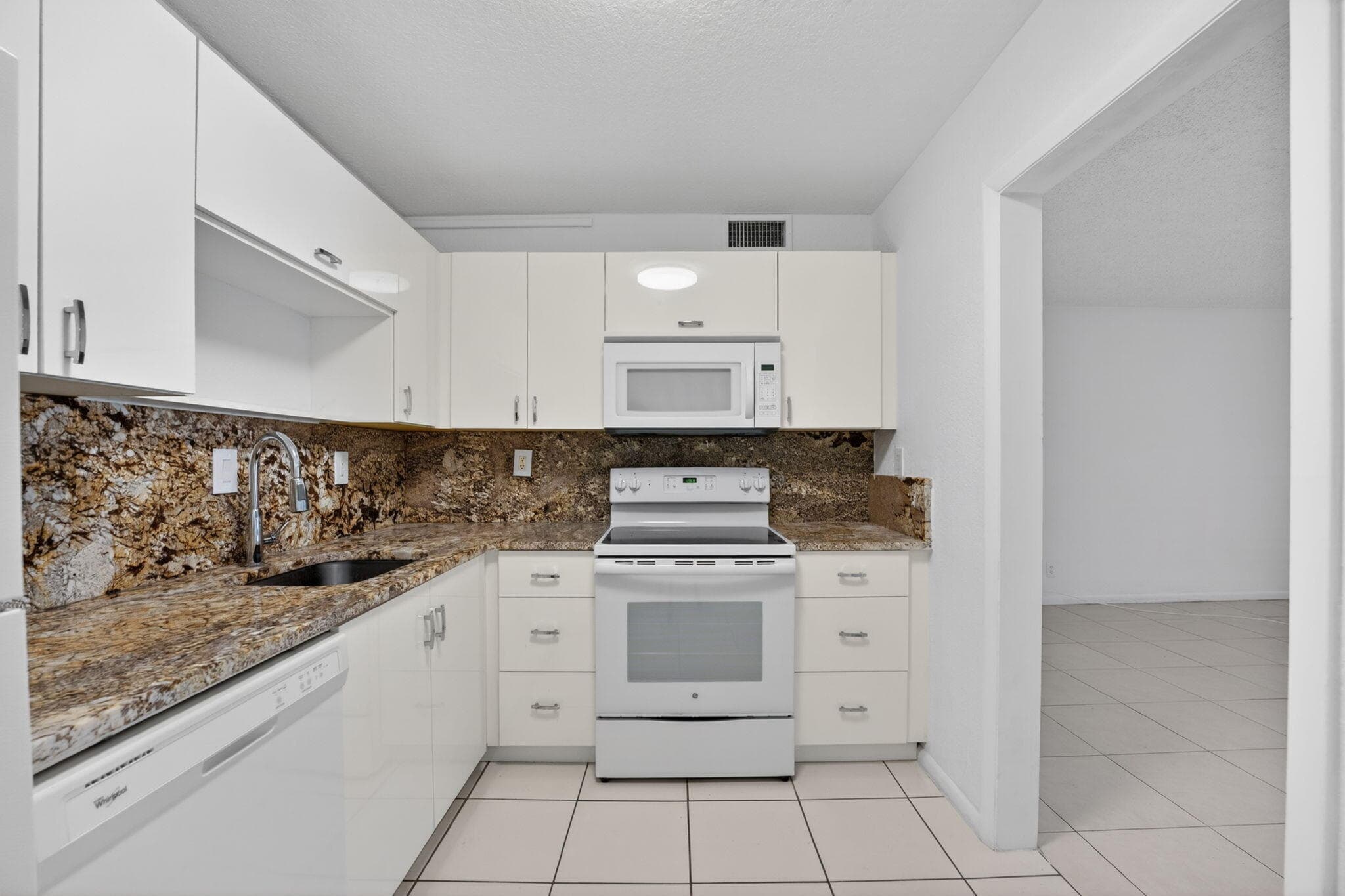 760 SE 2nd Avenue D216, Deerfield Beach, FL 33441 — photo 12 of 32