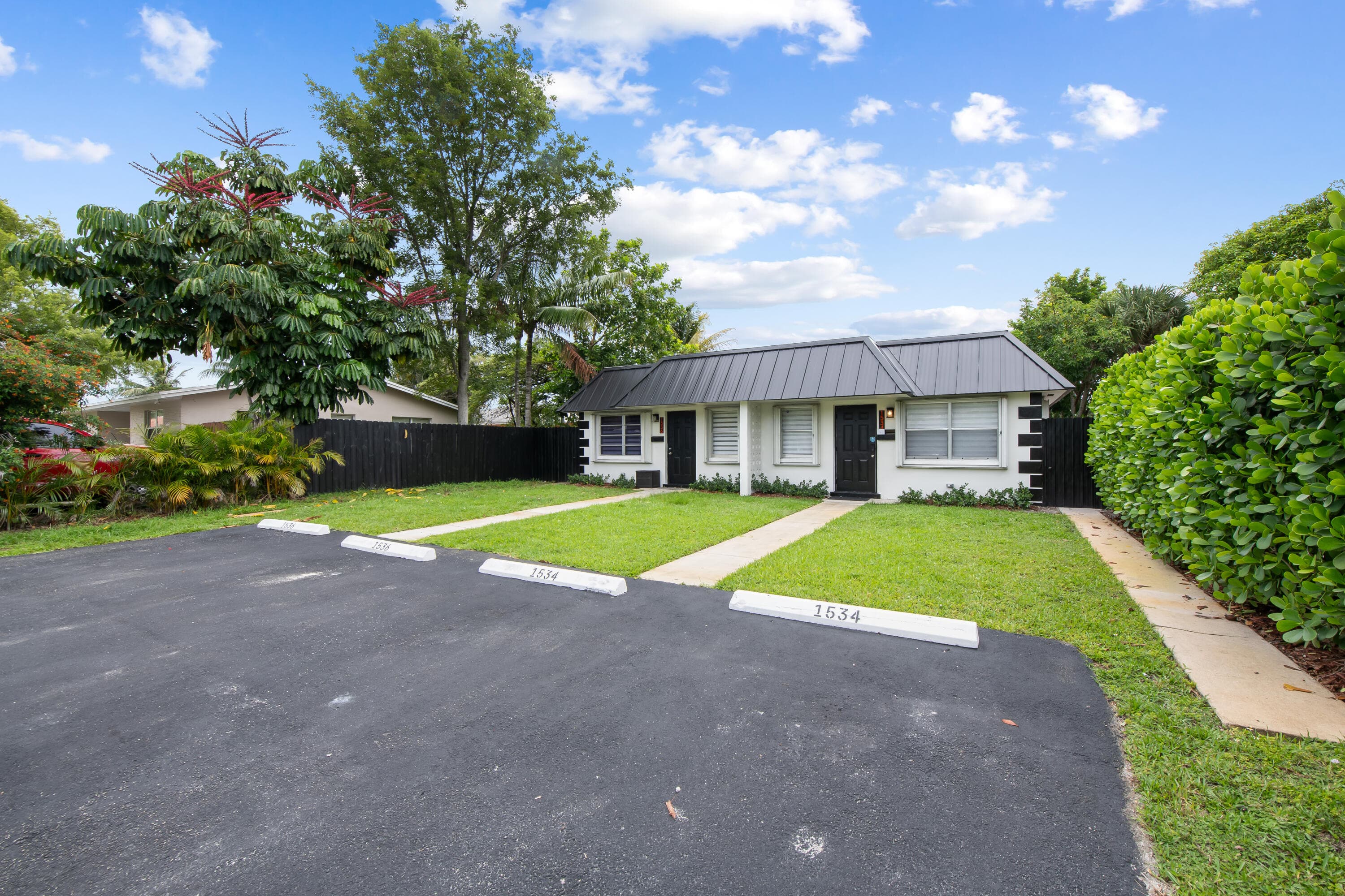 1534 NW 3rd Avenue, Fort Lauderdale, FL 33311 — photo 4 of 19