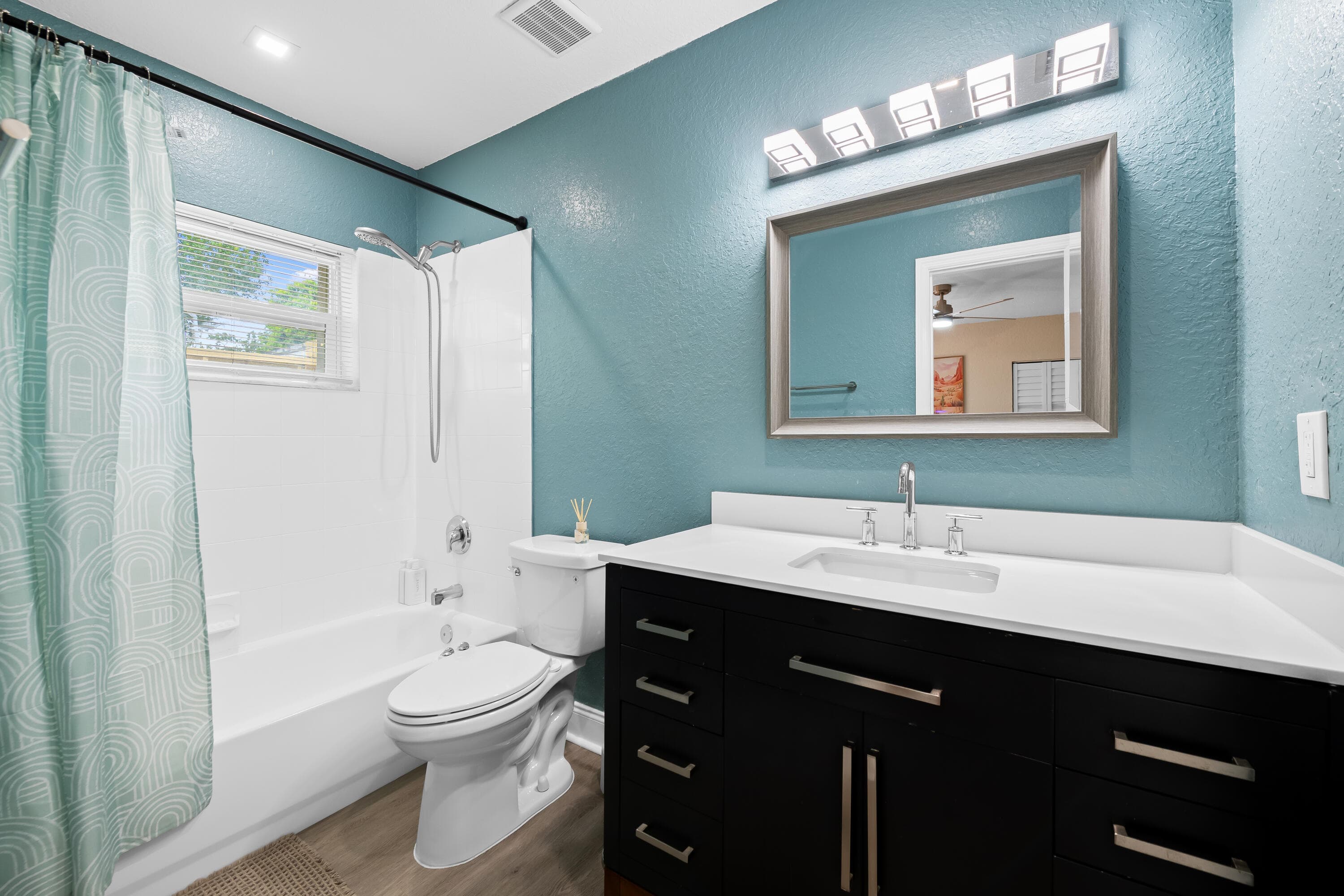 1534 NW 3rd Avenue, Fort Lauderdale, FL 33311 — photo 12 of 19