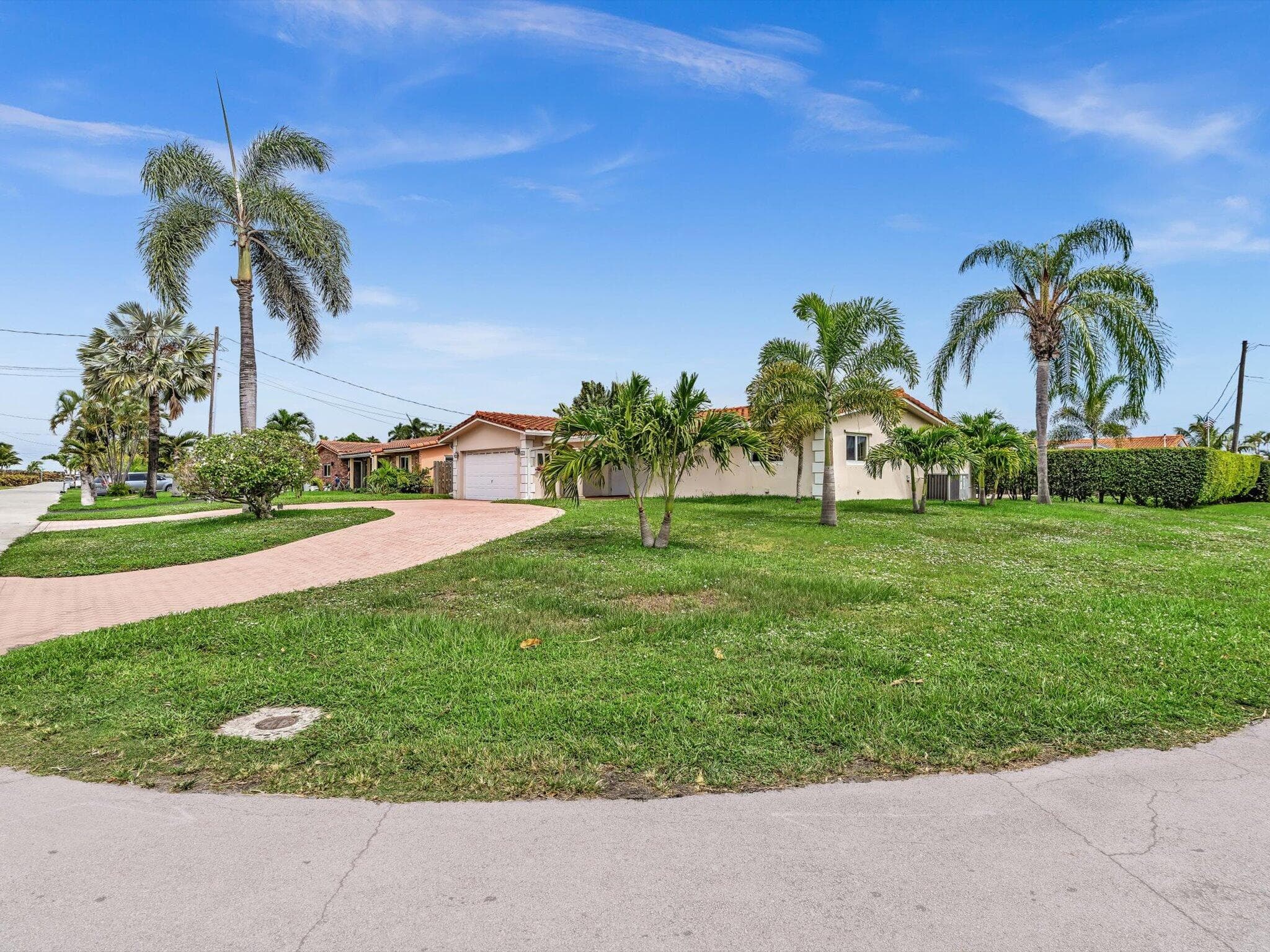 641 SE 11th Street, Pompano Beach, FL 33060 — photo 3 of 56
