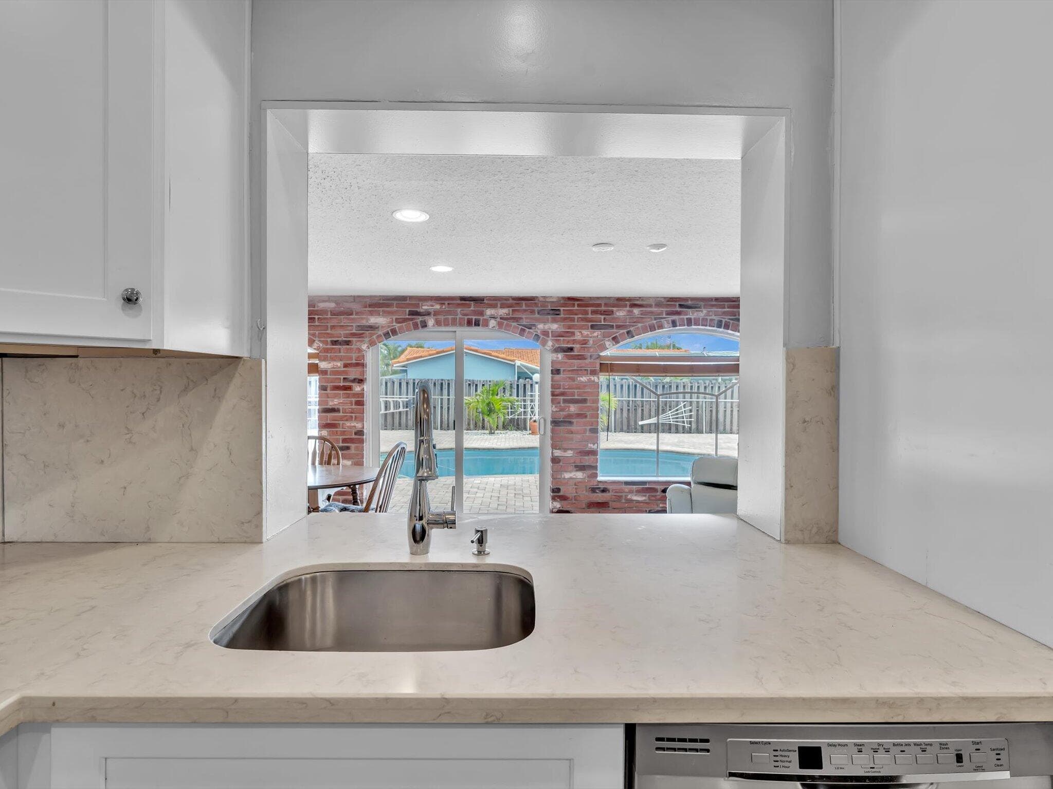 641 SE 11th Street, Pompano Beach, FL 33060 — photo 18 of 56