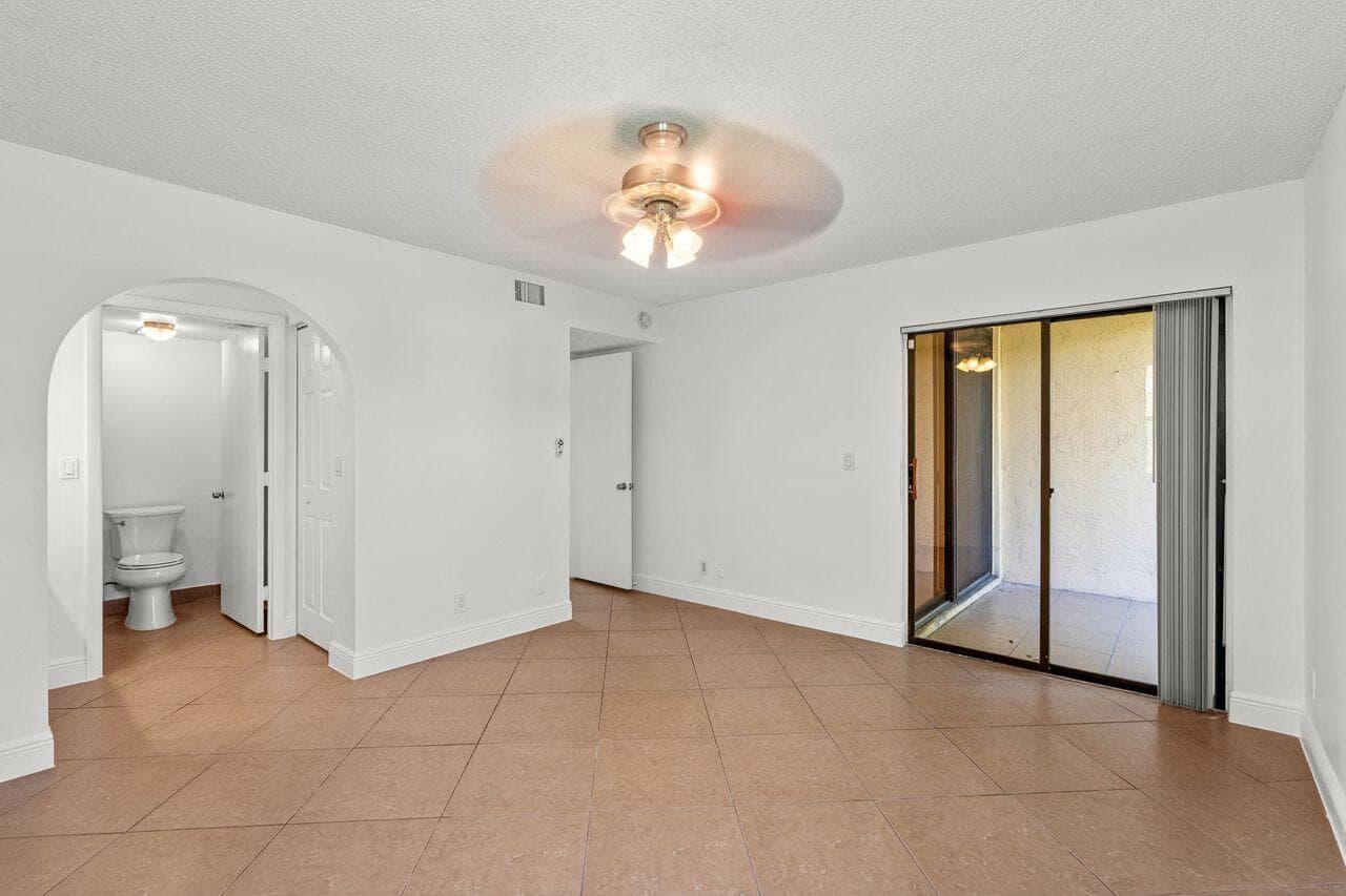 5701 Riverside Drive 106b6, Coral Springs, FL 33067 — photo 16 of 31