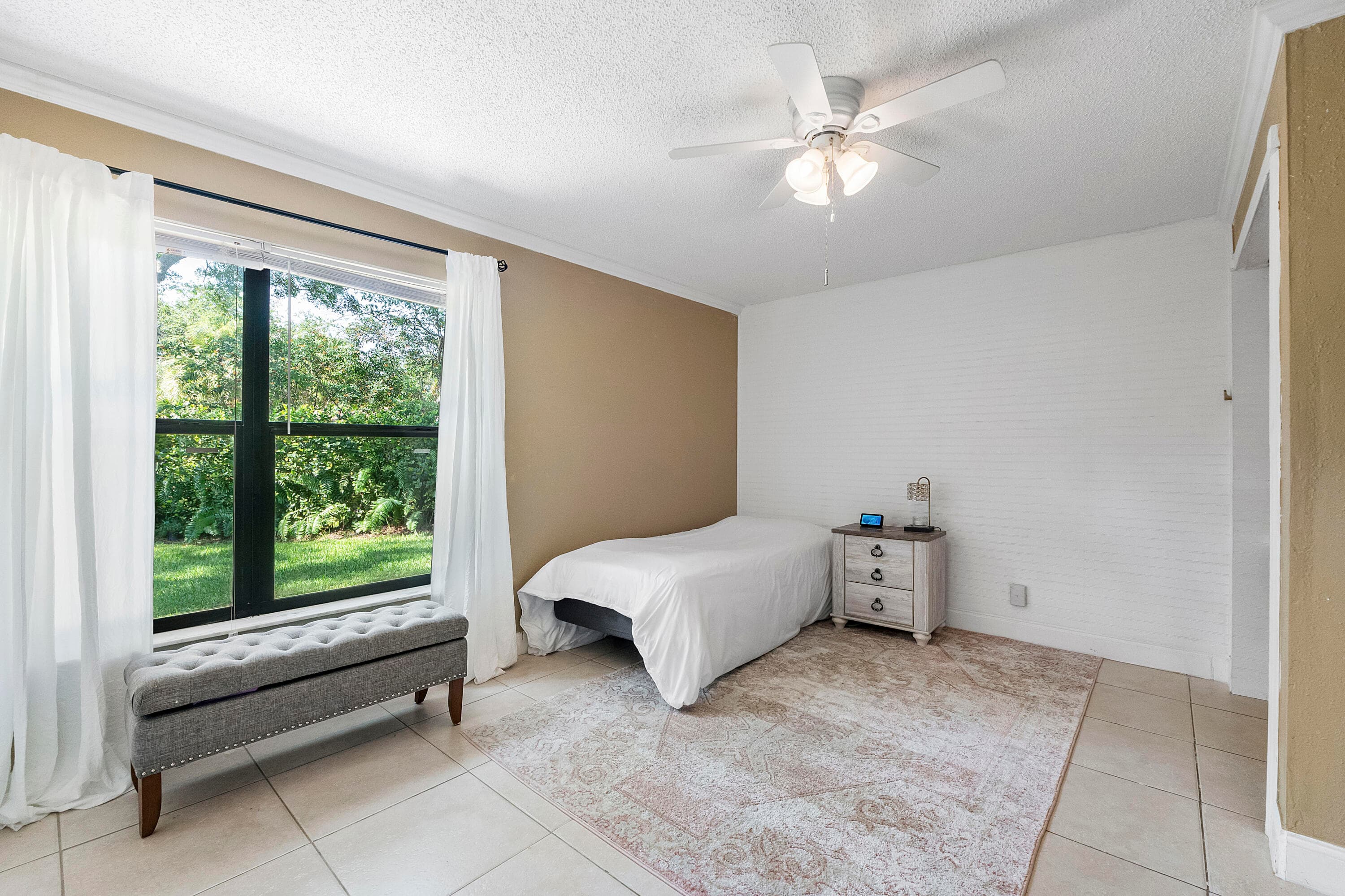 4148 Palm Forest Drive S, Delray Beach, FL 33445 — photo 15 of 46