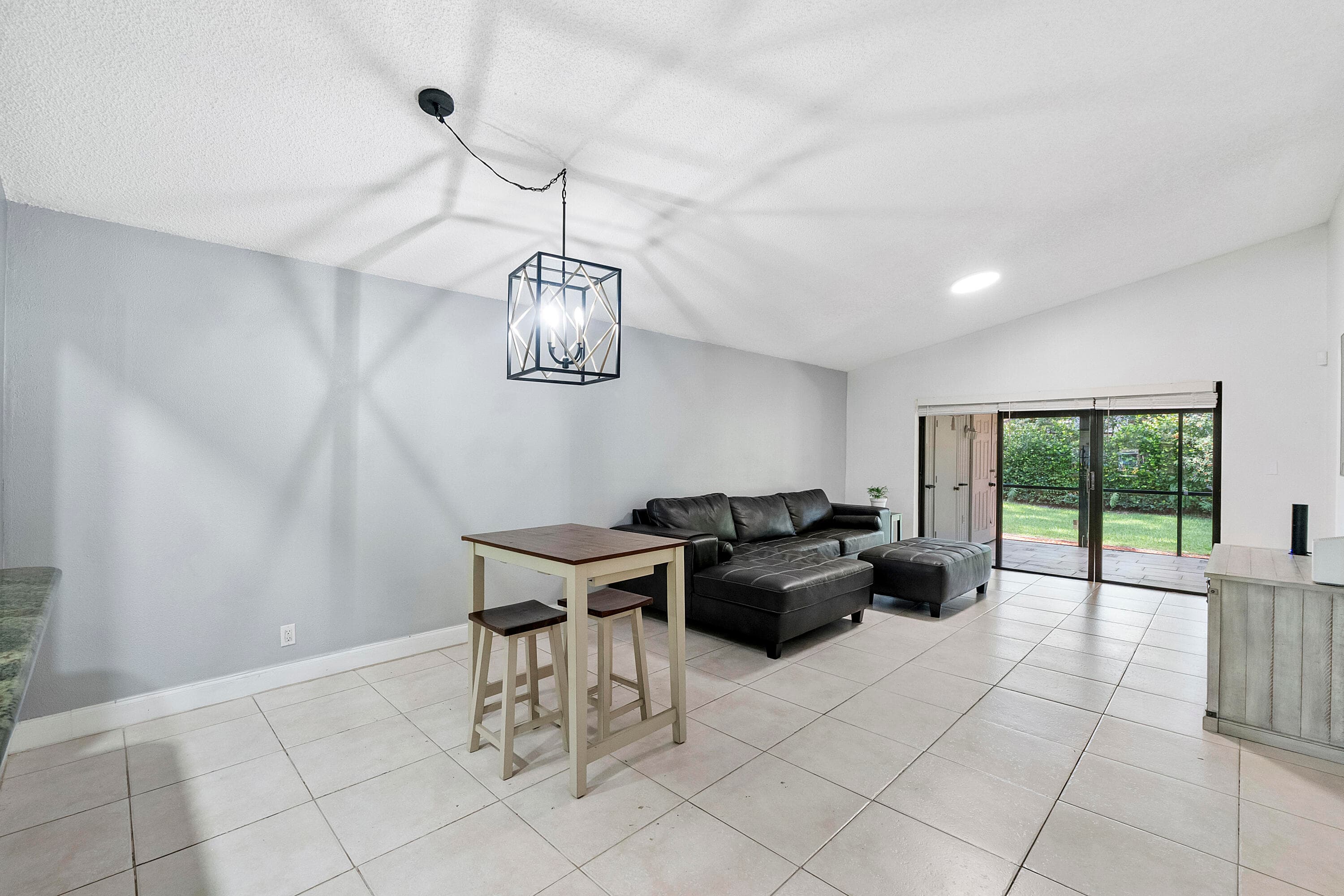 4148 Palm Forest Drive S, Delray Beach, FL 33445 — photo 7 of 46