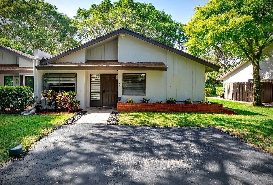 4148 Palm Forest Drive S, Delray Beach, FL 33445 — photo 36 of 46
