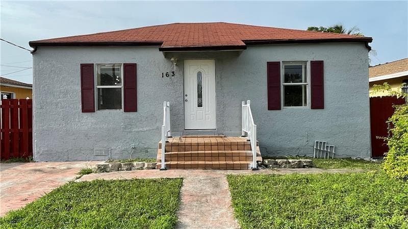 163 SW 5th Street, Deerfield Beach, FL 33441 — photo 5 of 19