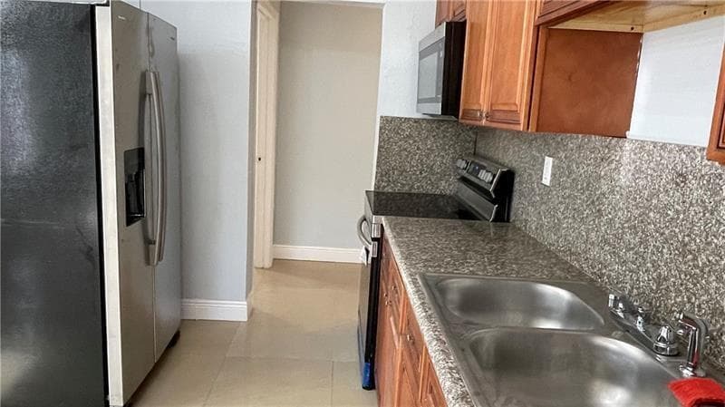 163 SW 5th Street, Deerfield Beach, FL 33441 — photo 14 of 19