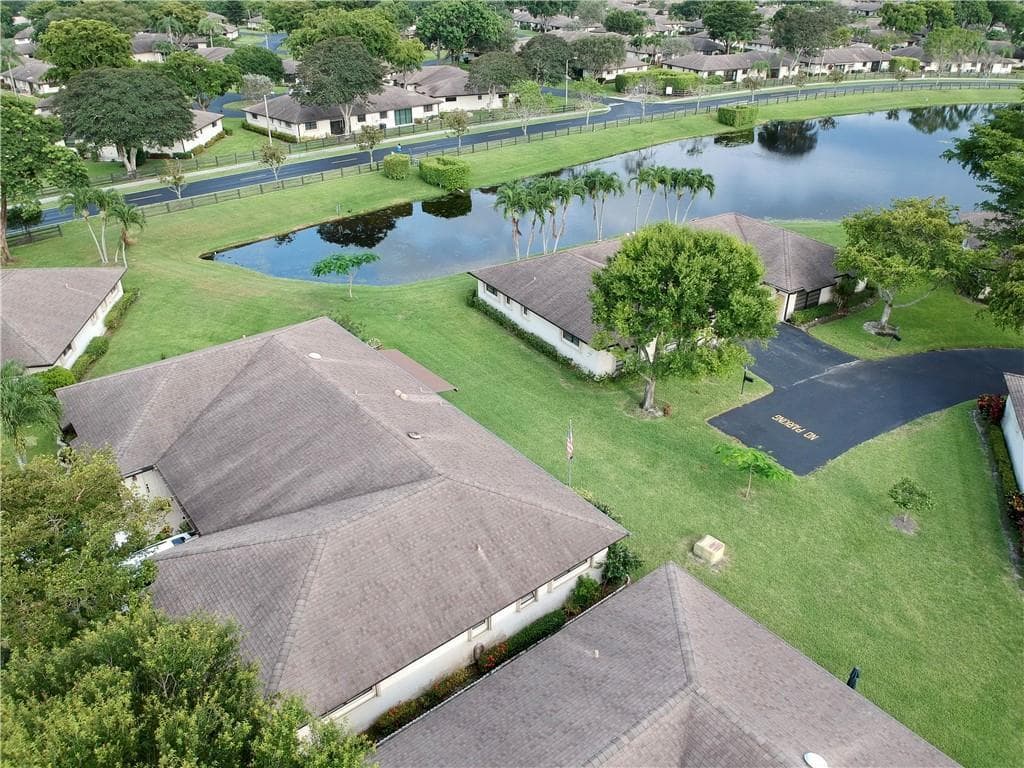 10151 Eaglewood Terrace A, Boynton Beach, FL 33436 — photo 2 of 17