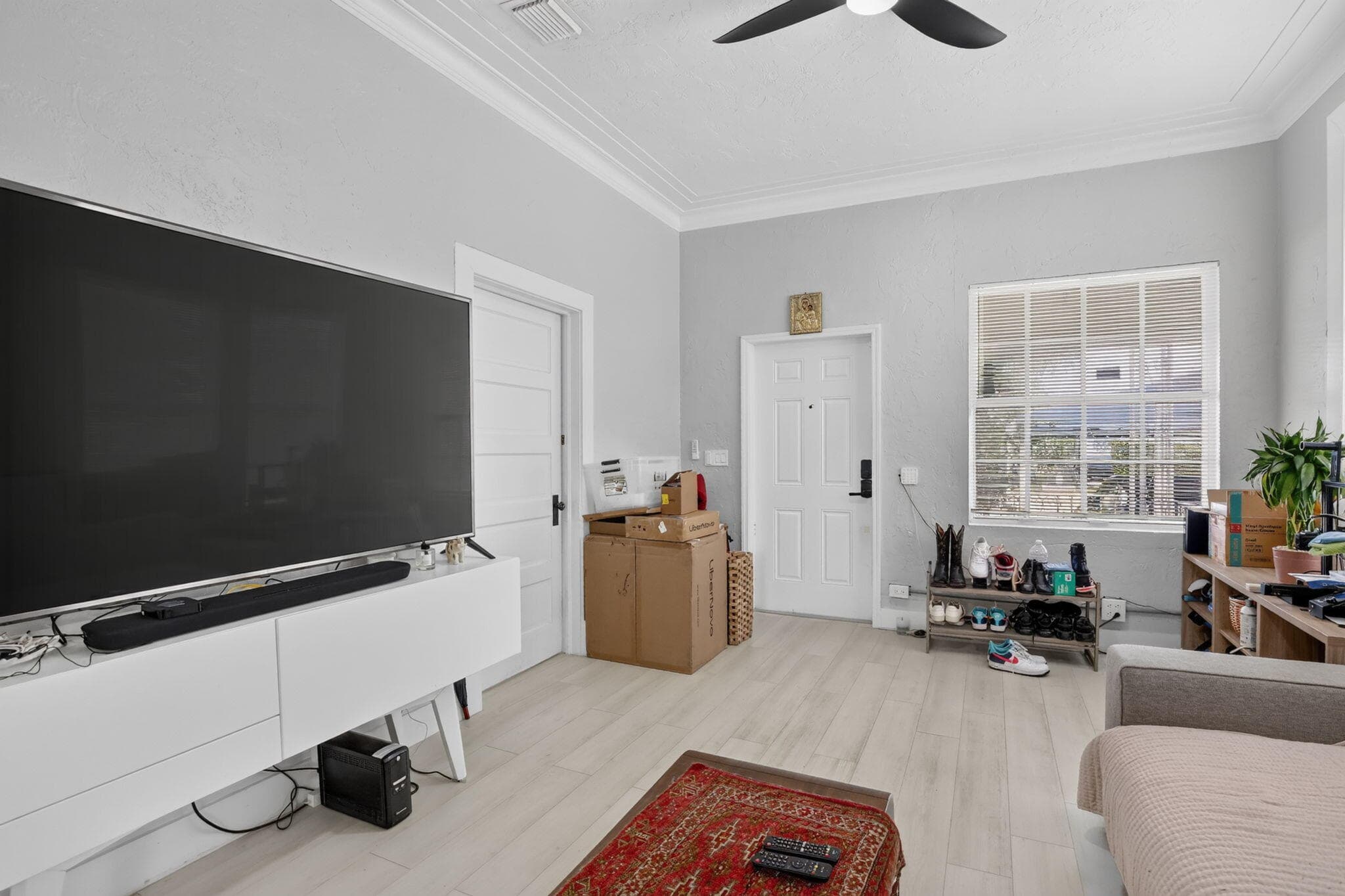2465 Taylor Street, Hollywood, FL 33020 — photo 10 of 41
