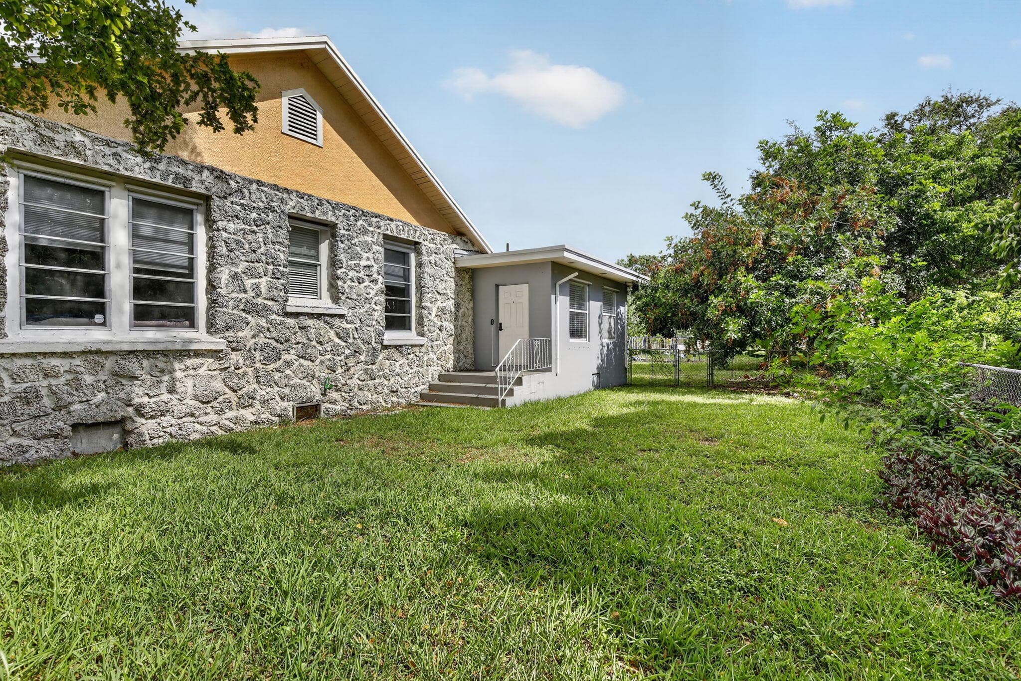 2465 Taylor Street, Hollywood, FL 33020 — photo 29 of 41