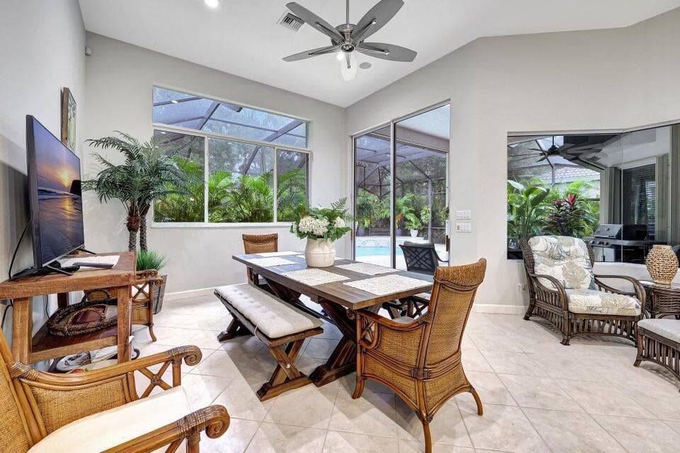 7602 Greenbrier Circle, Port St. Lucie, FL 34986 — photo 5 of 31