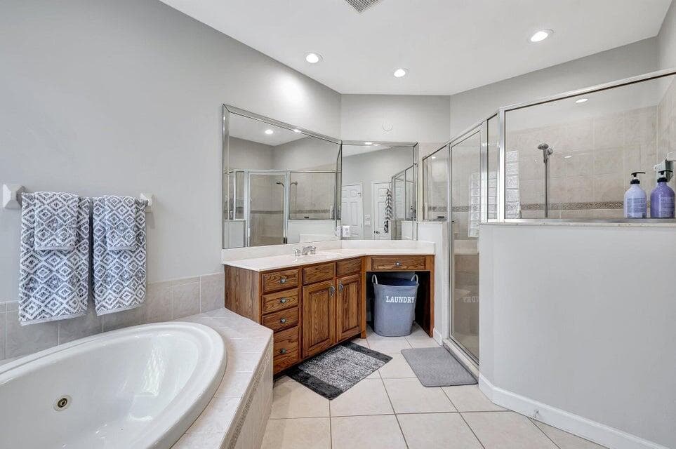 7602 Greenbrier Circle, Port St. Lucie, FL 34986 — photo 14 of 31