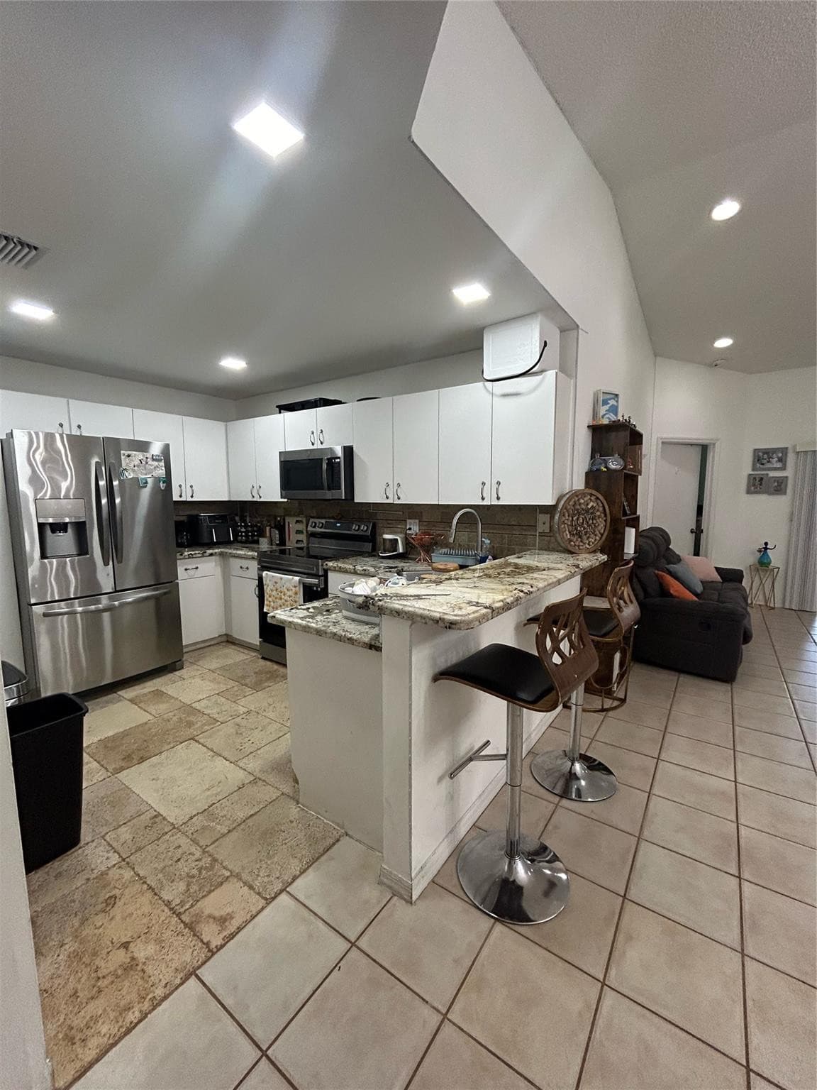 11296 SW 17th Court, Miramar, FL 33025 — photo 4 of 33