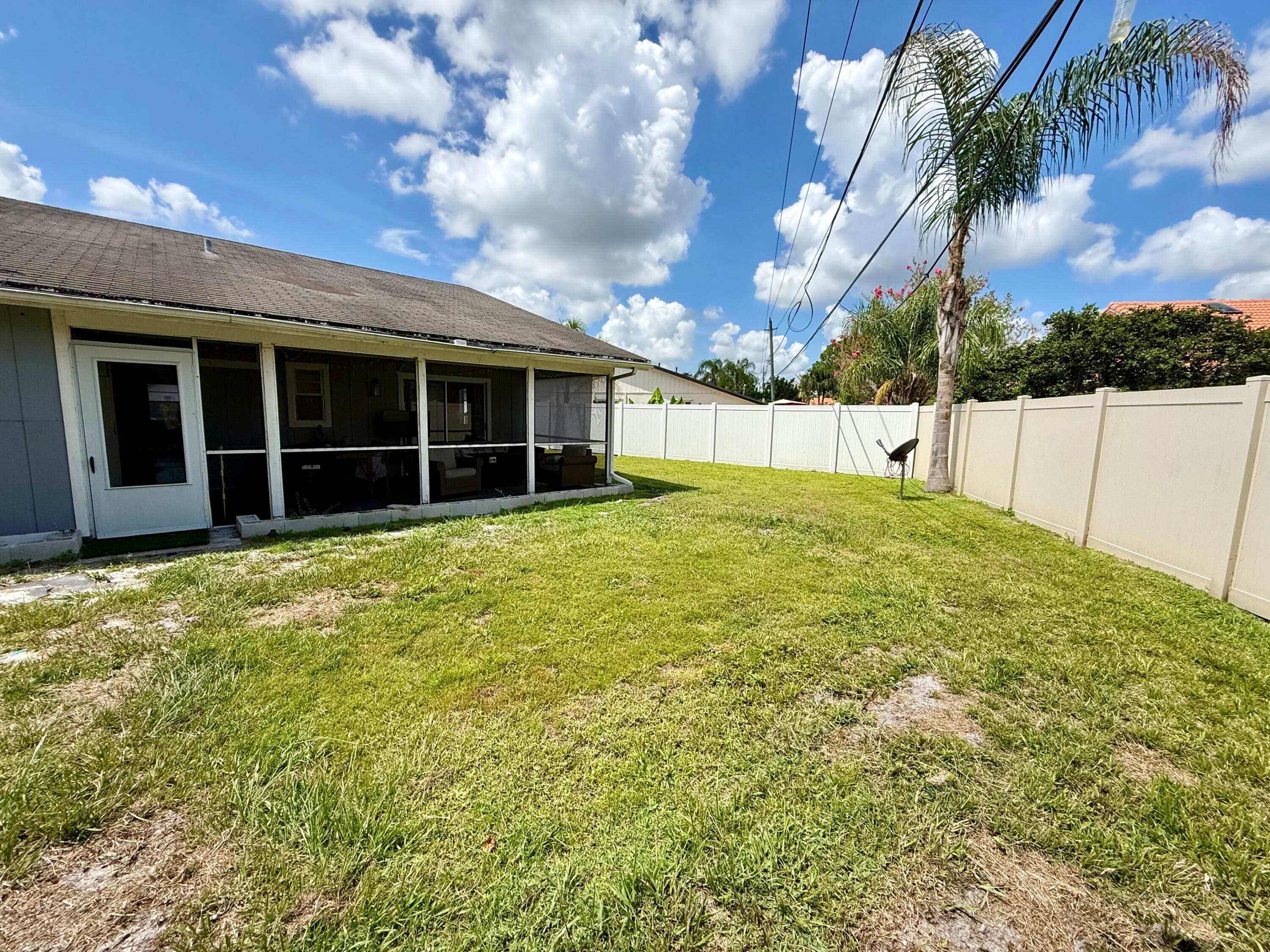 4441-4443 SE Village Road, Stuart, FL 34997 — photo 16 of 31