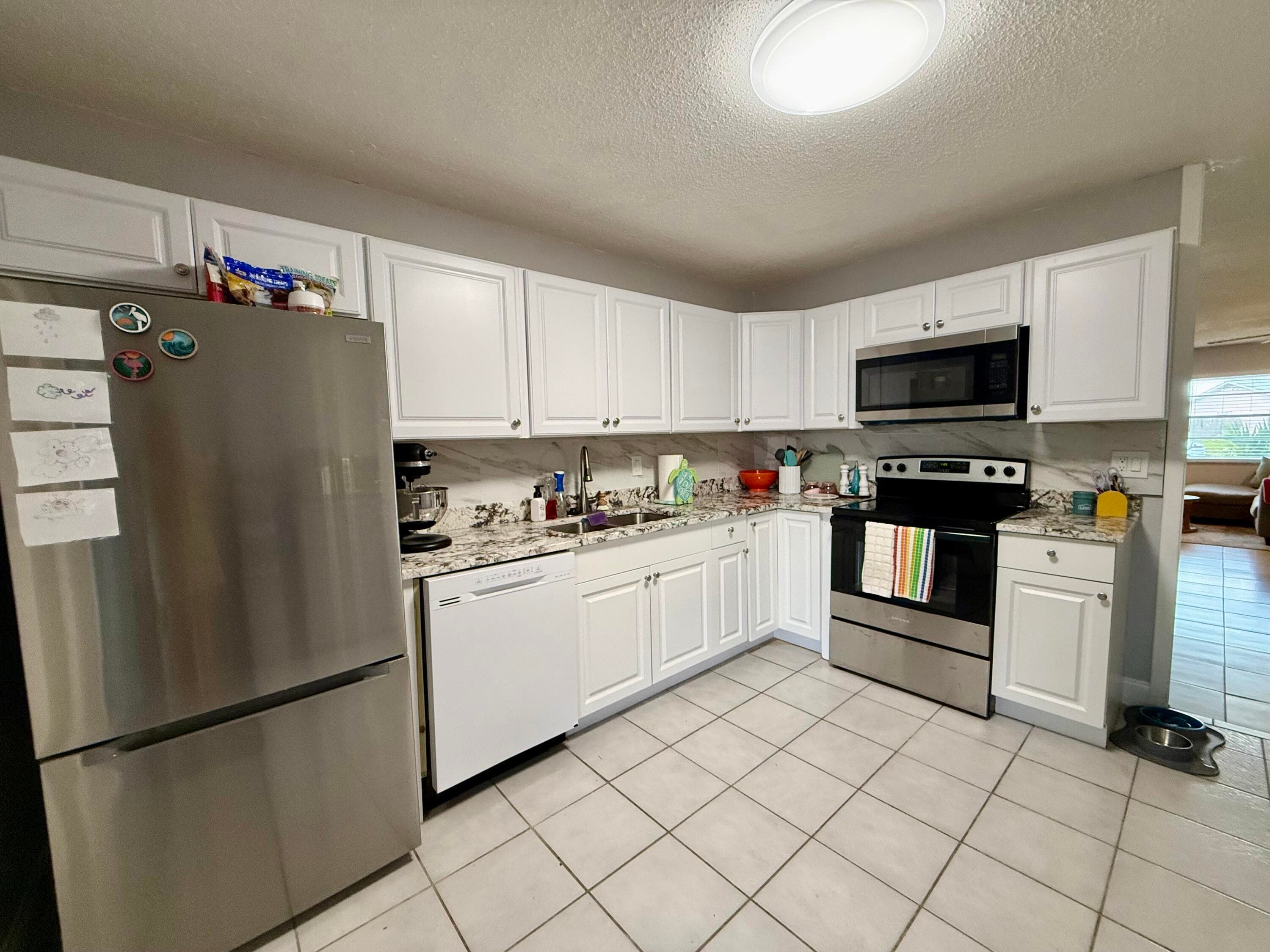 4441-4443 SE Village Road, Stuart, FL 34997 — photo 5 of 31