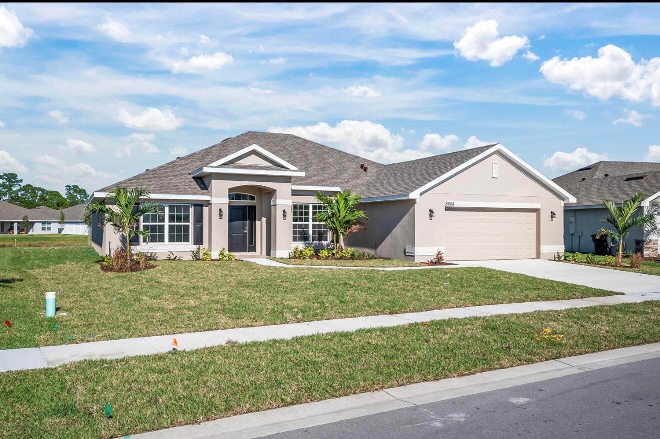 5801 NW Dana Circle, Port St. Lucie, FL 34986 — photo