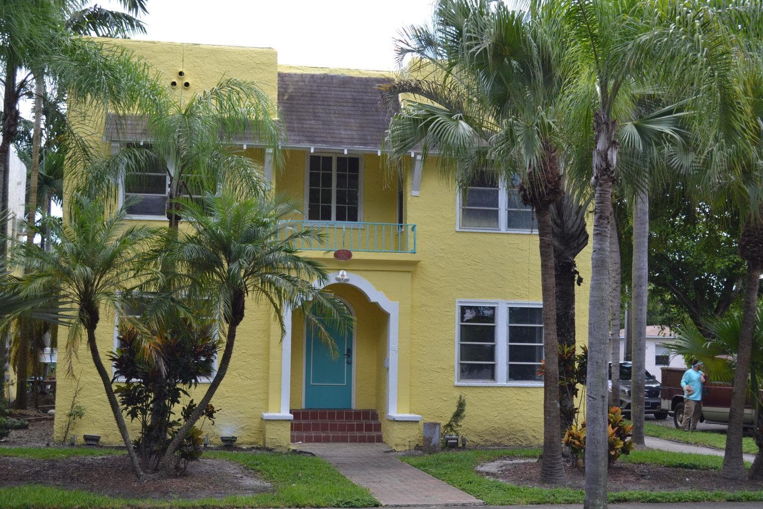 1852 Washington Street 2, Hollywood, FL 33020 — photo 1 of 7