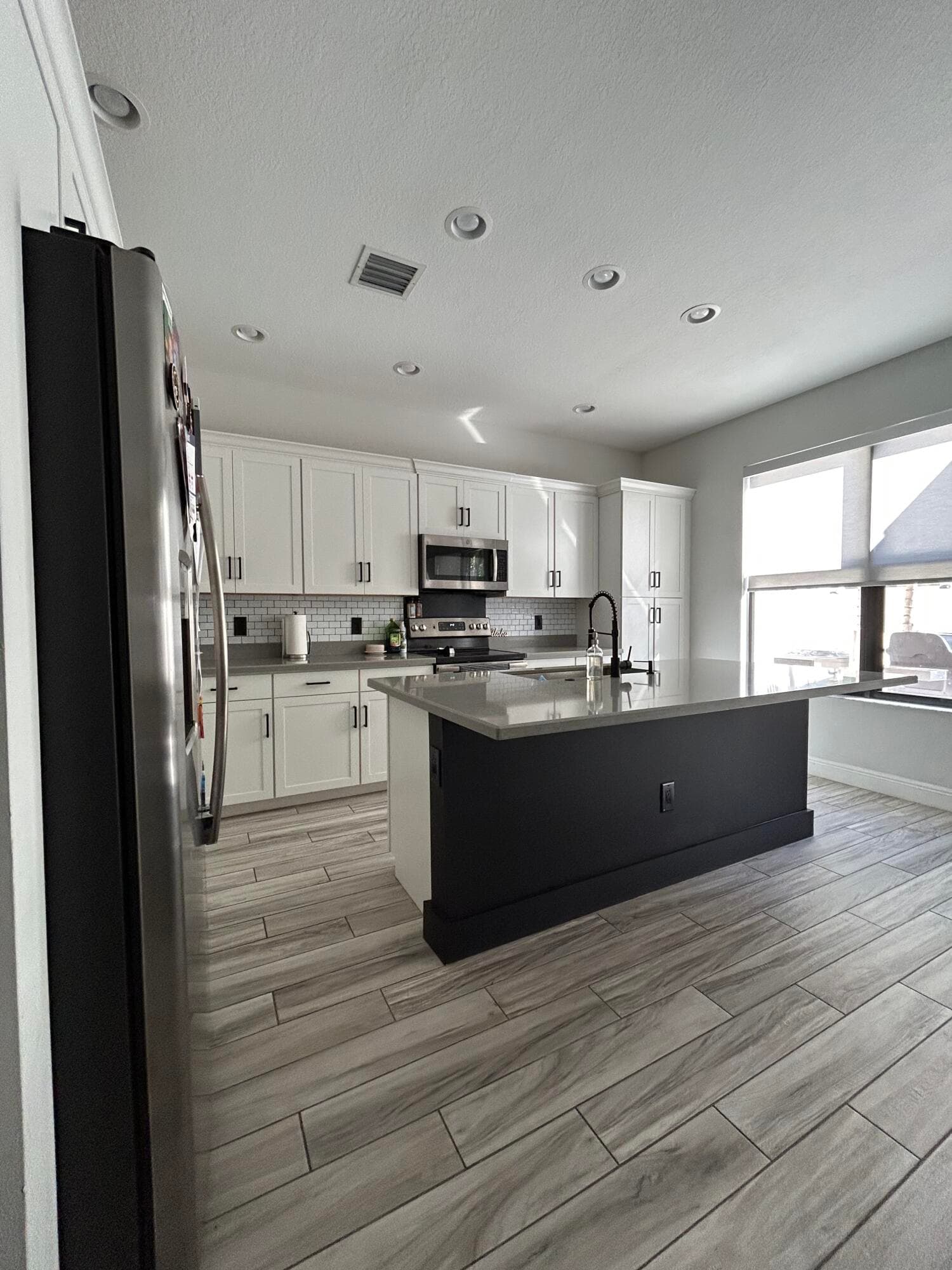 20916 NW 1st Drive, Pembroke Pines, FL 33029 — photo 4 of 5
