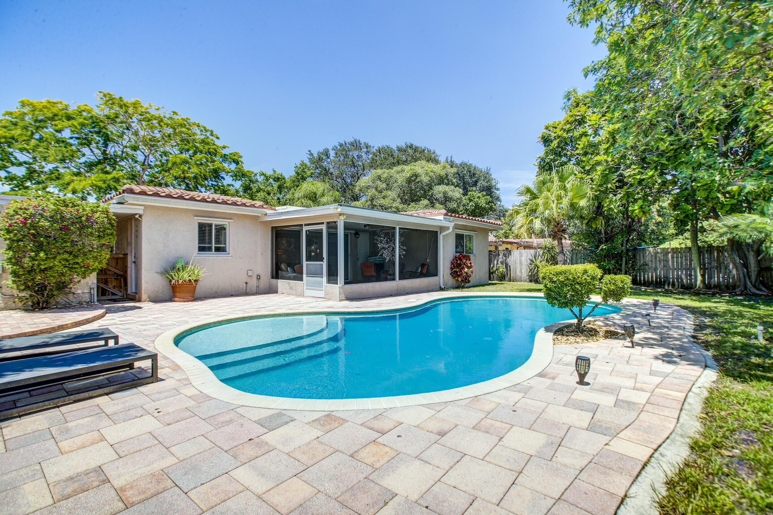 808 SE 13 Court, Deerfield Beach, FL 33441 — photo 1 of 42