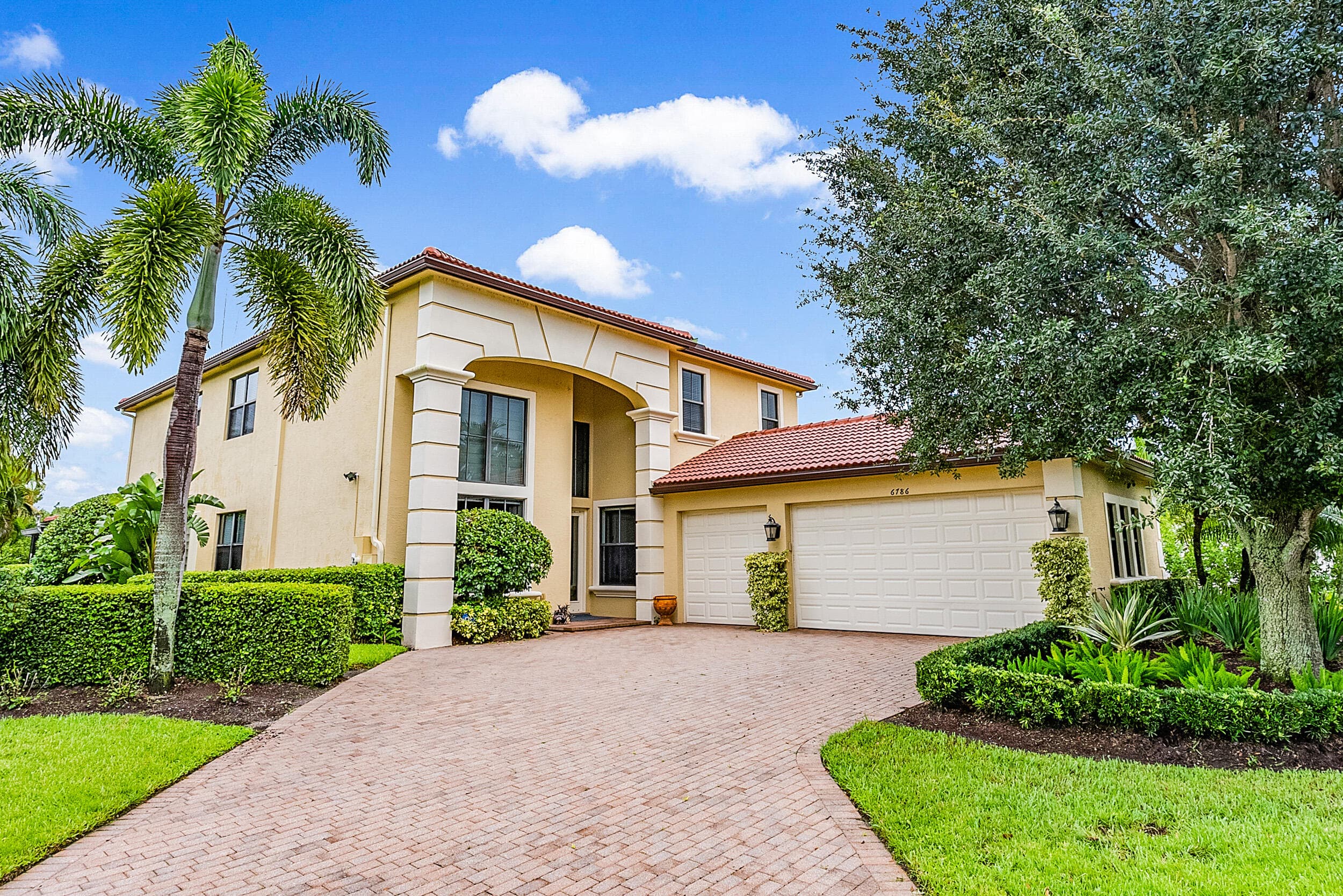 6786 Fox Hollow Drive, West Palm Beach, FL 33412 — photo 1 of 76