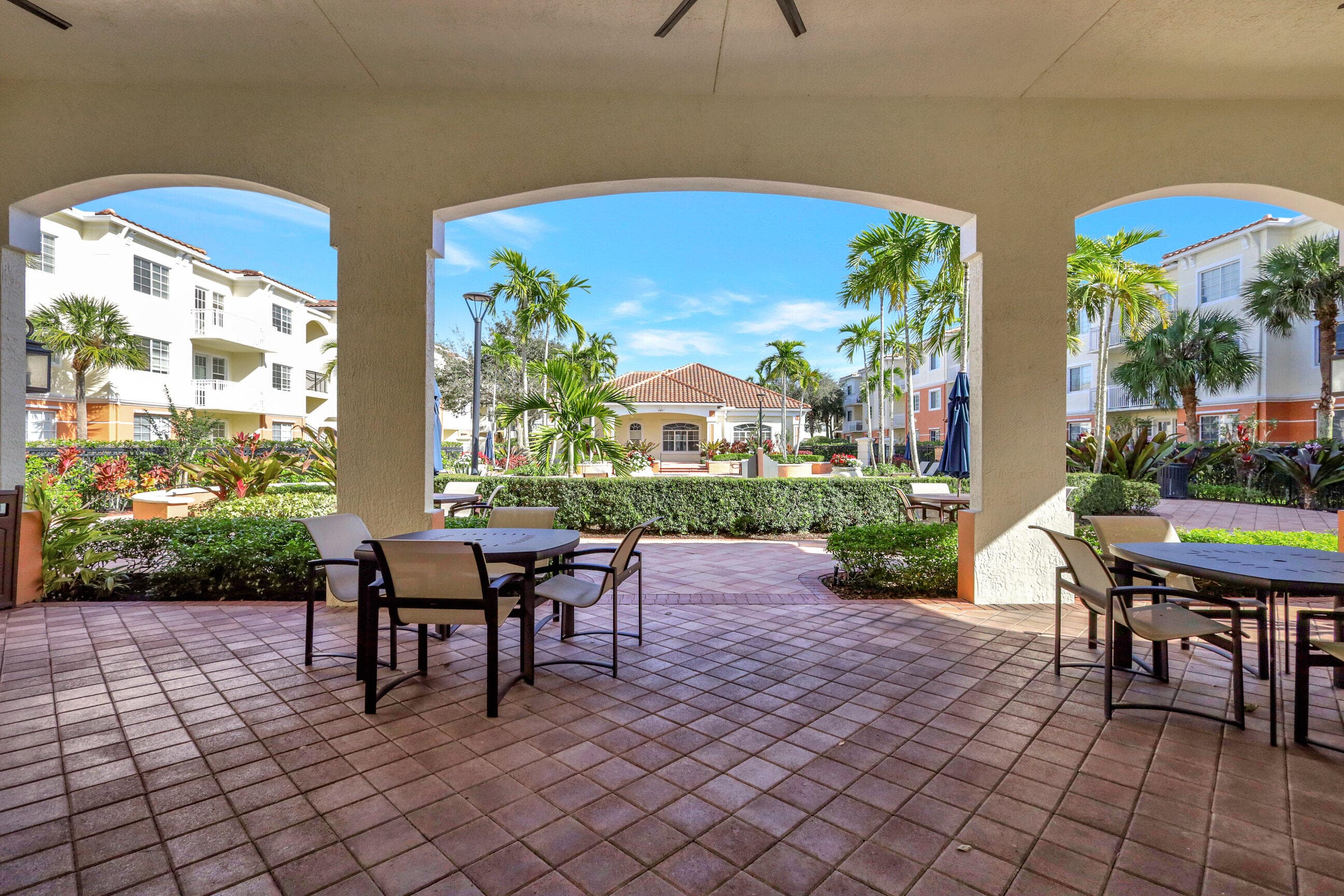 9873 Baywinds Drive 5302, West Palm Beach, FL 33411 — photo 8 of 43