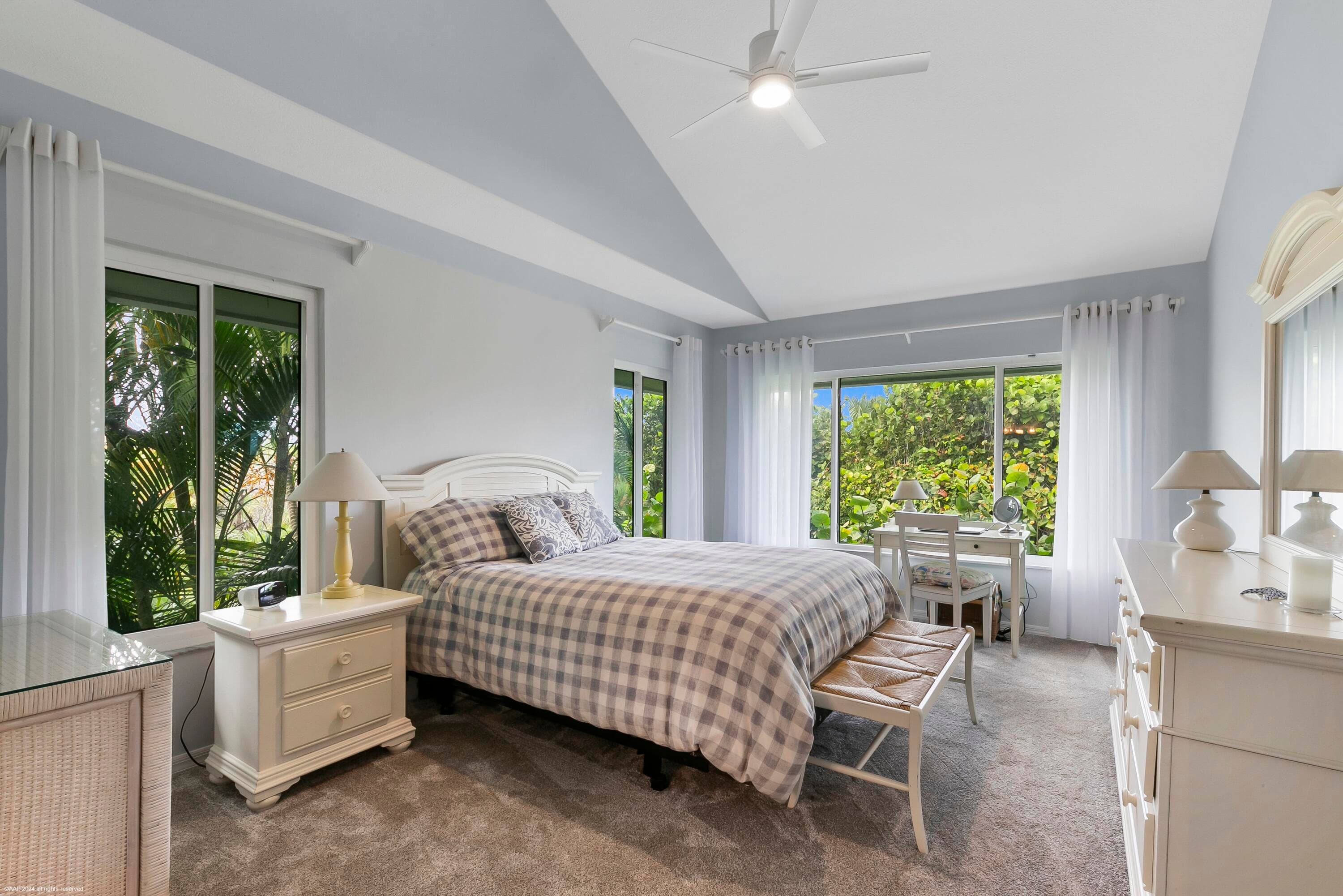 162 N Beach Road, Jupiter Island, FL 33455 — photo 46 of 73