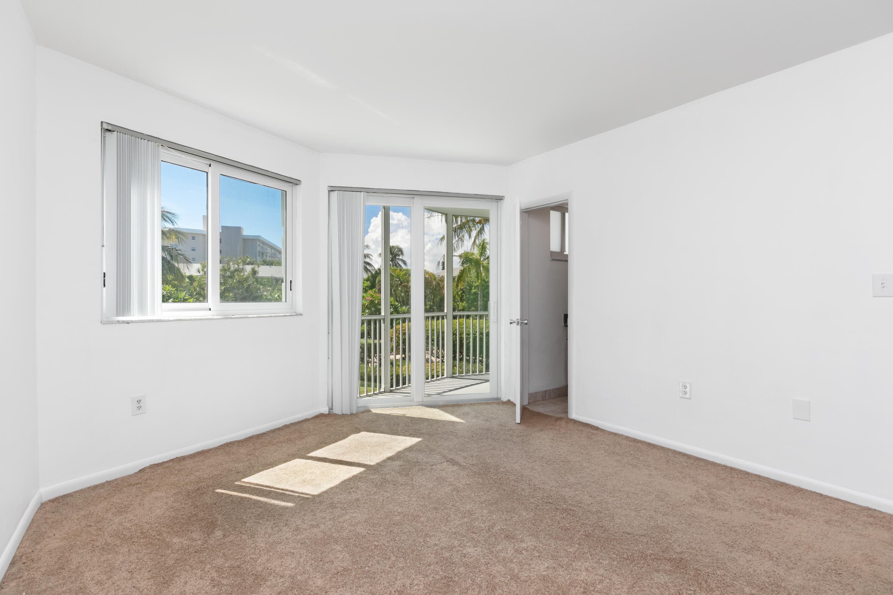 2700 Banyan Road 23, Boca Raton, FL 33432 — photo 14 of 31