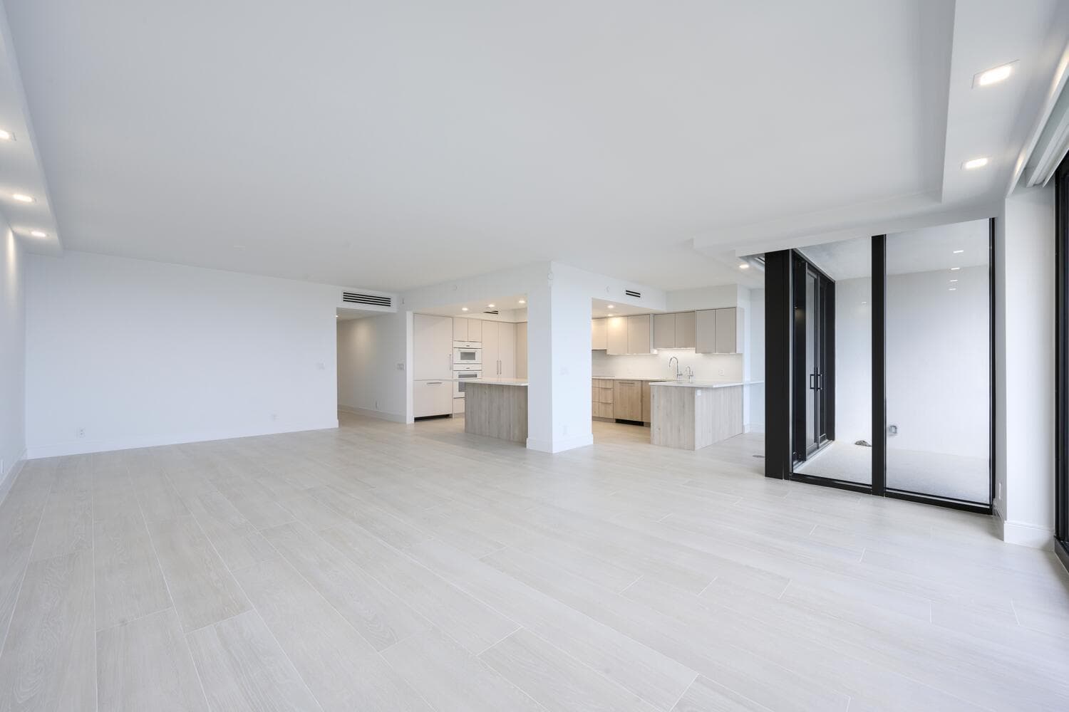 525 S Flagler Drive 14c, West Palm Beach, FL 33401 — photo 1 of 48