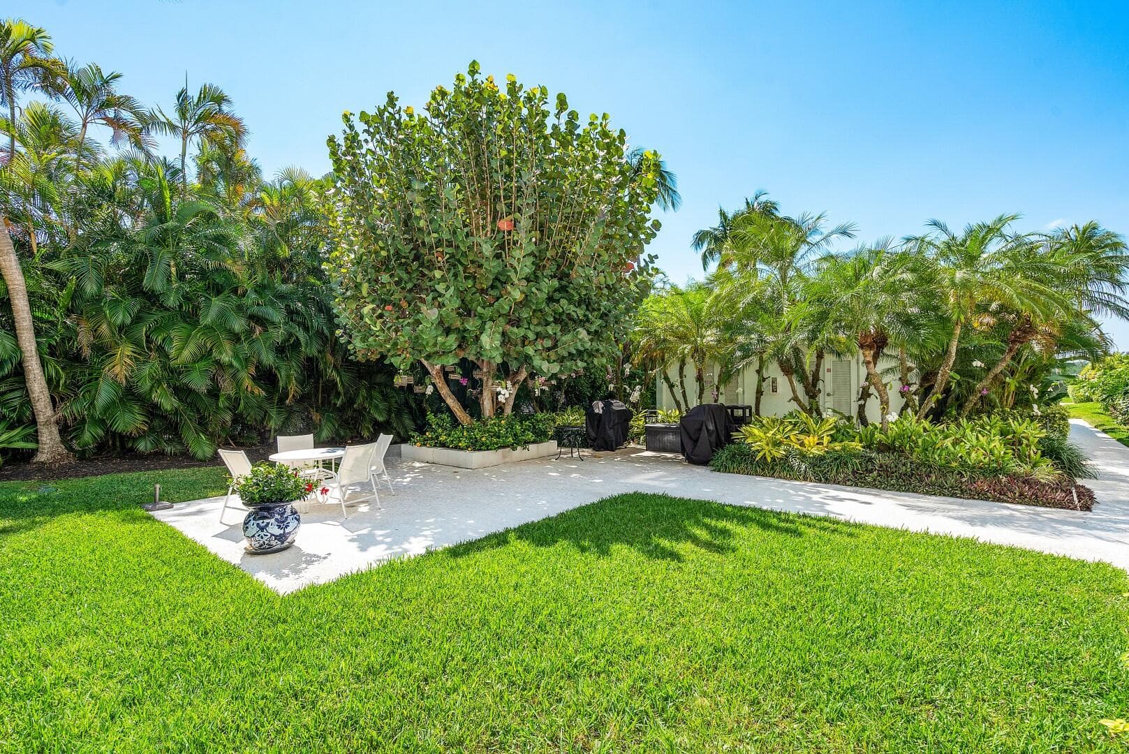 2860 S Ocean Boulevard 506, Palm Beach, FL 33480 — photo 22 of 35