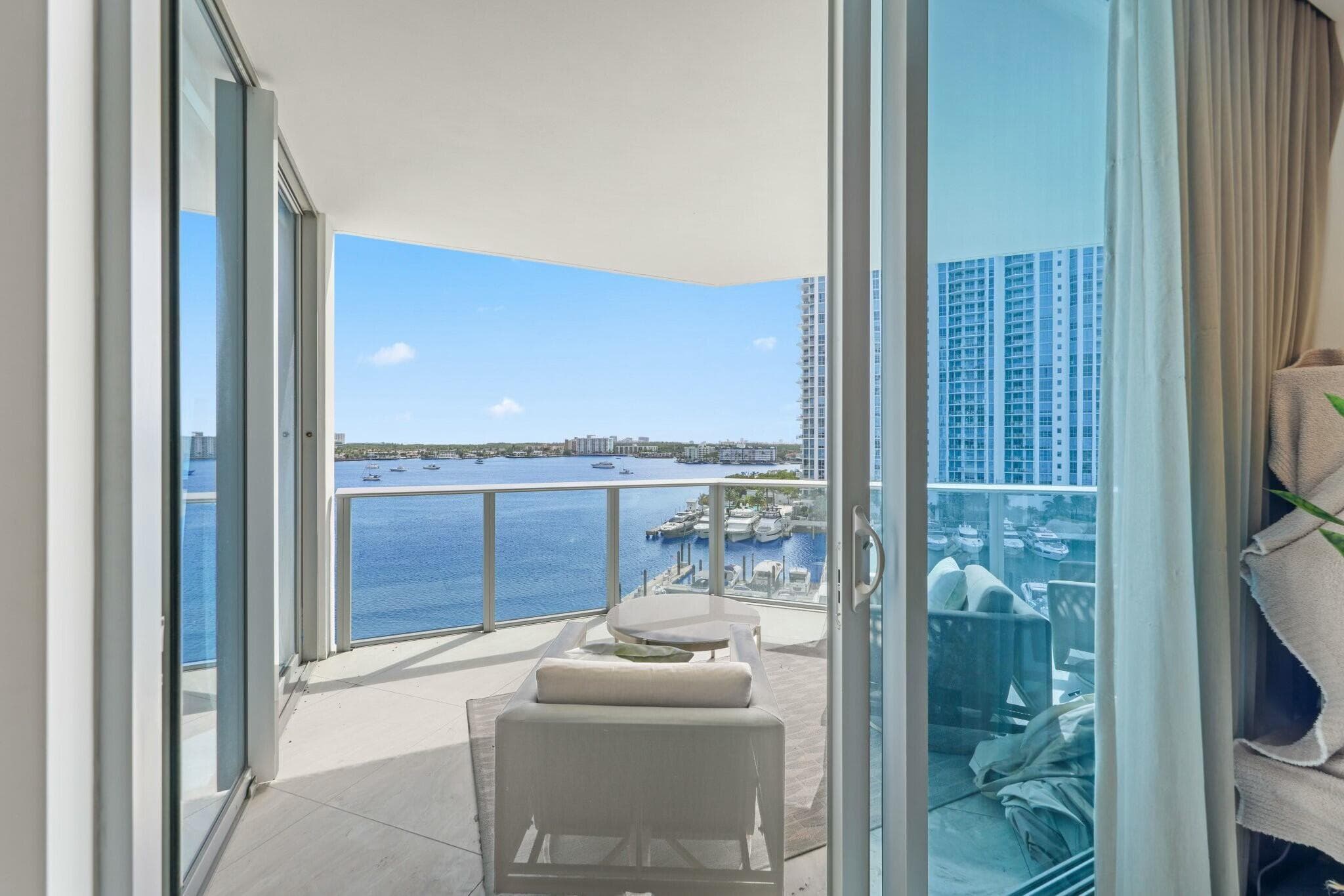 17301 Biscayne Boulevard 707, North Miami Beach, FL 33160 — photo 32 of 62