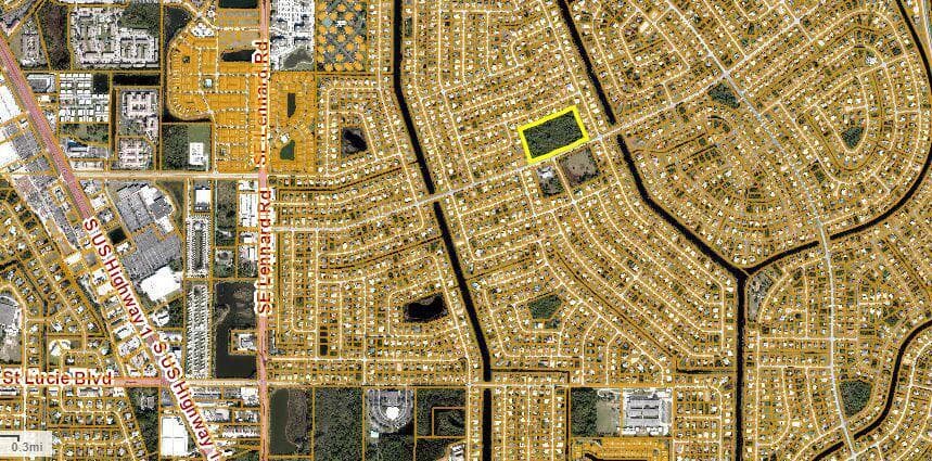 2501 SE Melaleuca Boulevard, Port St. Lucie, FL 34952 — photo 3 of 4