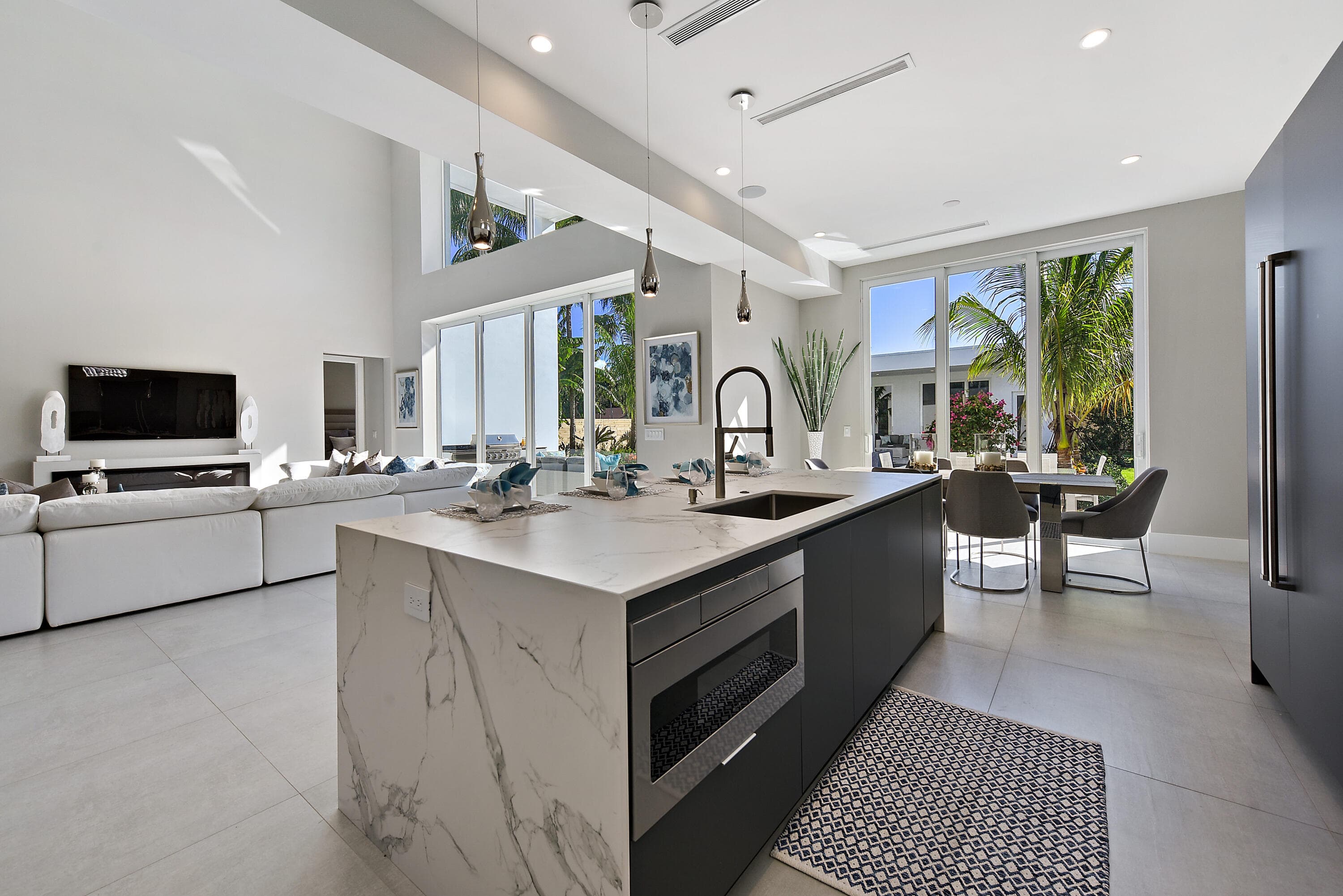 2627 NE 14th Street, Fort Lauderdale, FL 33304 — photo 17 of 18