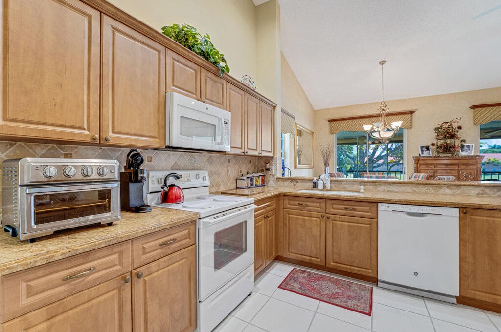 9805 Shadybrook 201 Drive 201, Boynton Beach, FL 33437 — photo 27 of 49