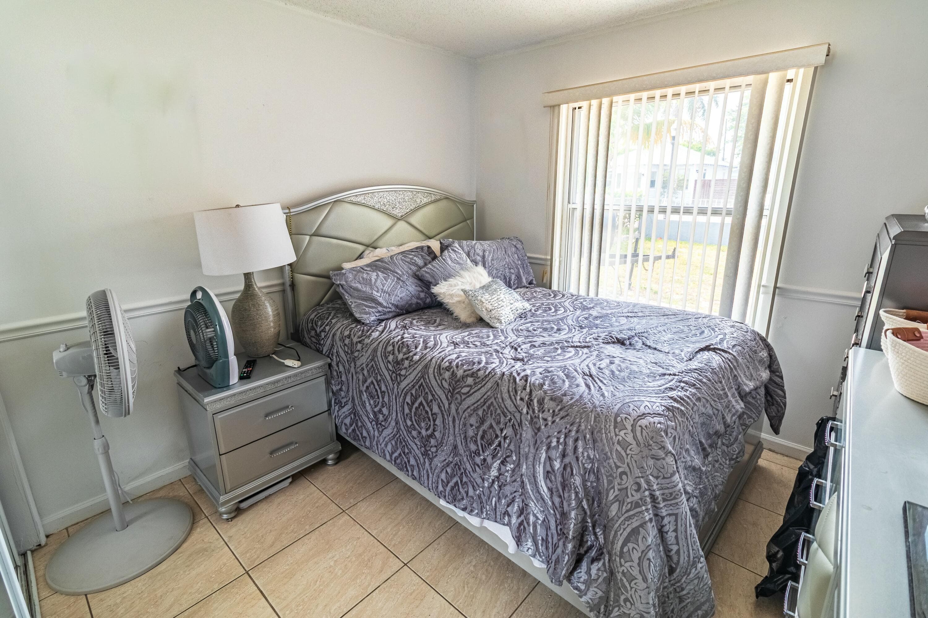 513 El Vedado, West Palm Beach, FL 33405 — photo 14 of 27