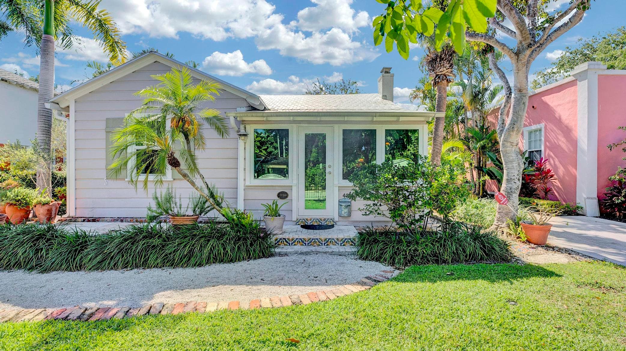 42 Palm Square, Delray Beach, FL 33483 — photo 1 of 33