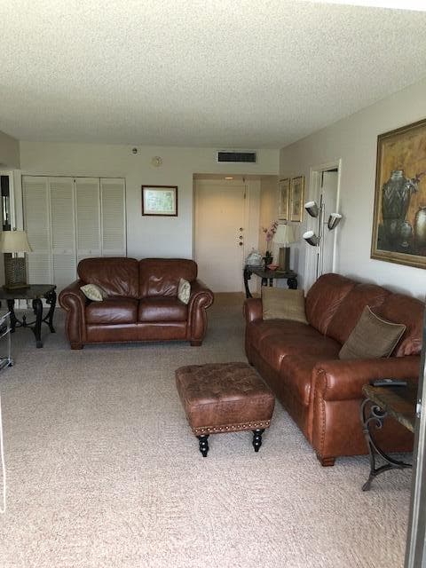 6895 Willow Wood Drive 1055, Boca Raton, FL 33434 — photo 5 of 18