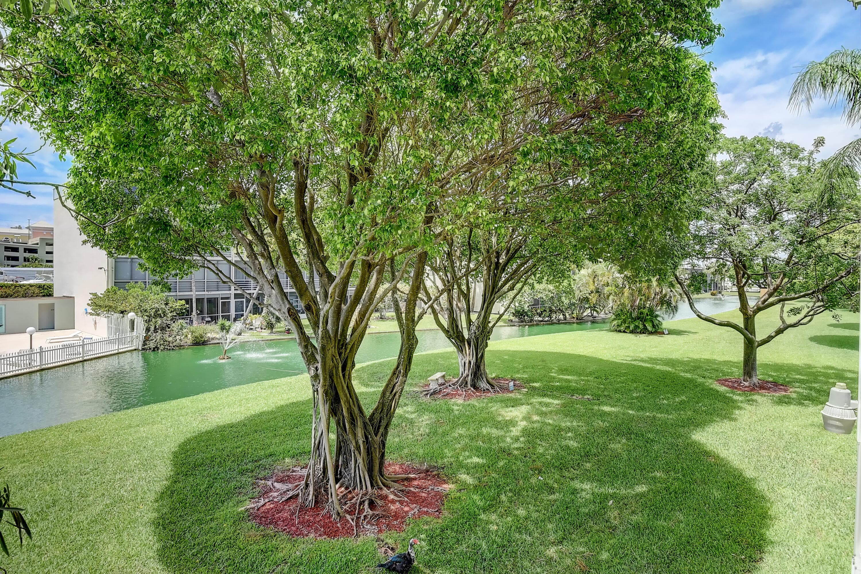 890 N Federal Highway 206, Lantana, FL 33462 — photo 24 of 37