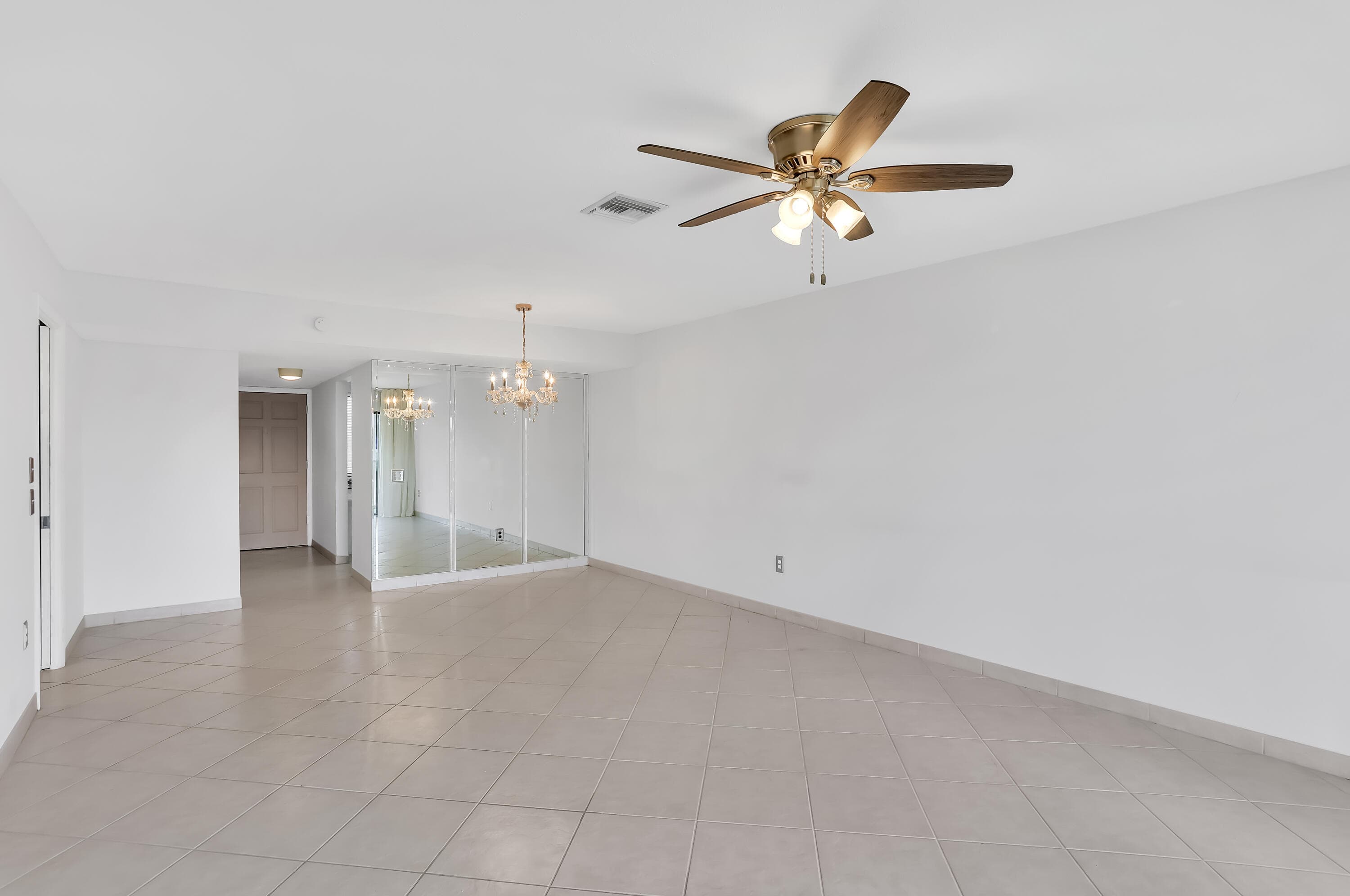 4290 Deste Court 301, Lake Worth, FL 33467 — photo 7 of 19