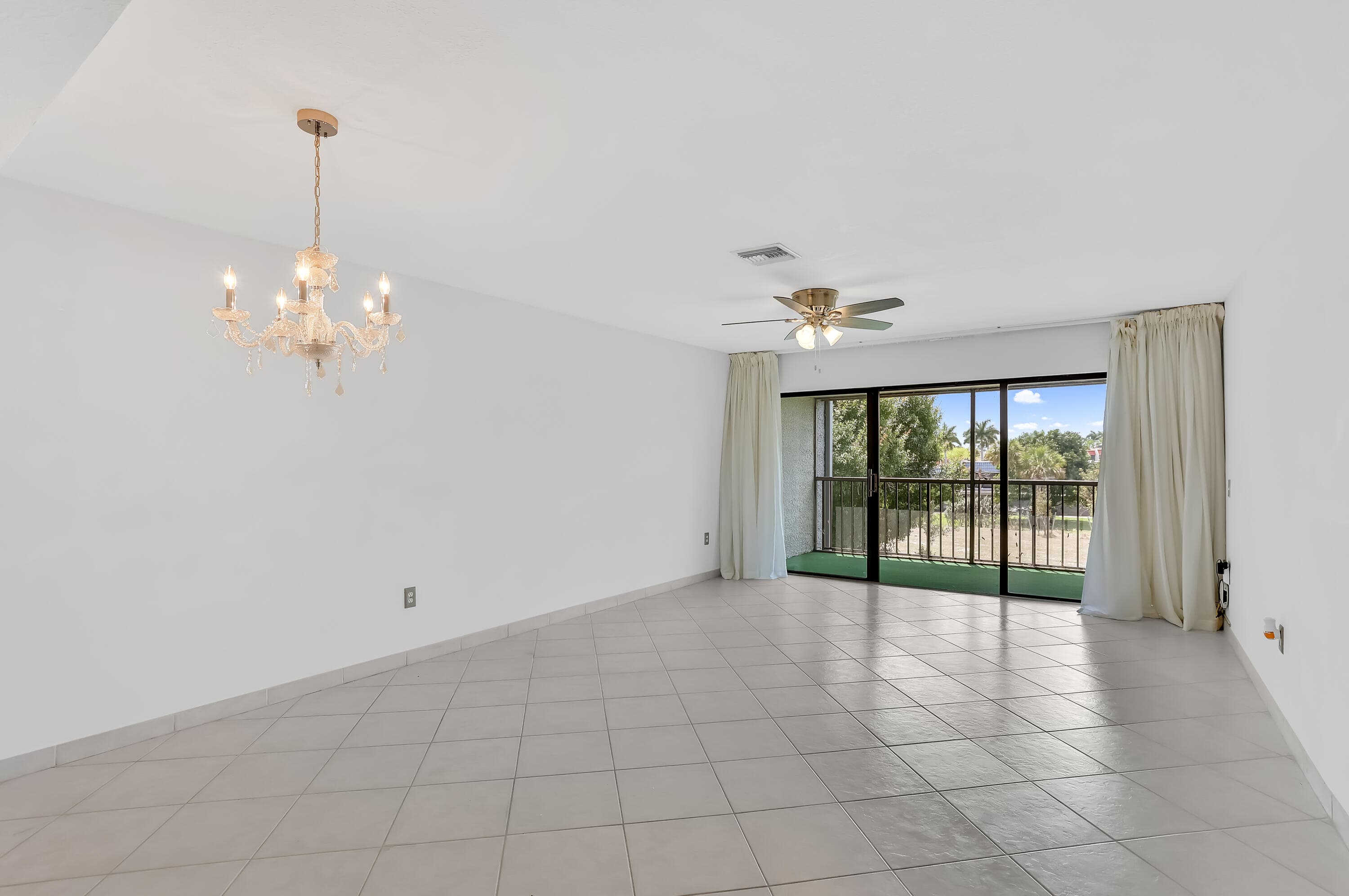 4290 Deste Court 301, Lake Worth, FL 33467 — photo 8 of 19