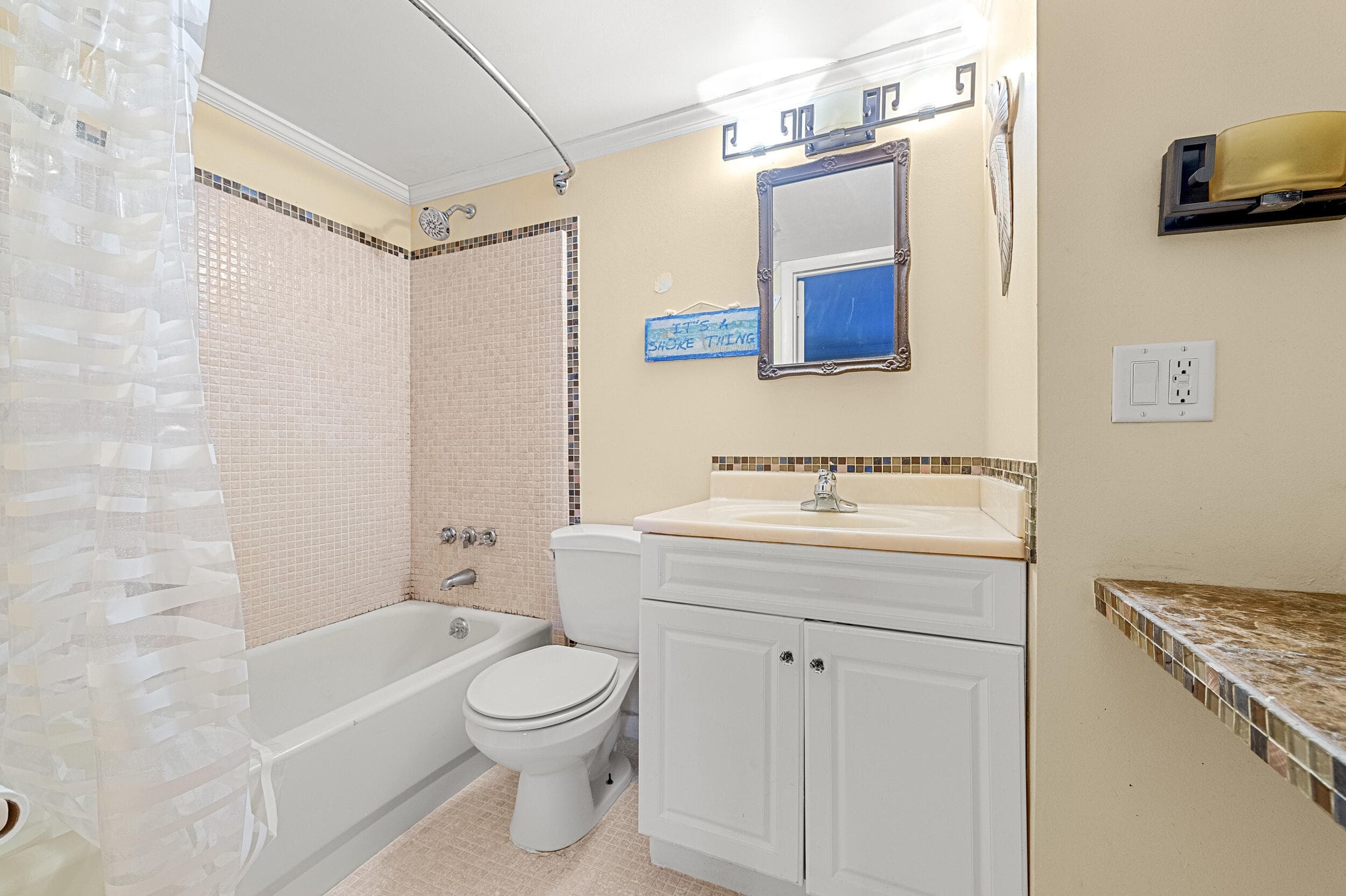 117 Lehane Terrace 201, North Palm Beach, FL 33408 — photo 19 of 23