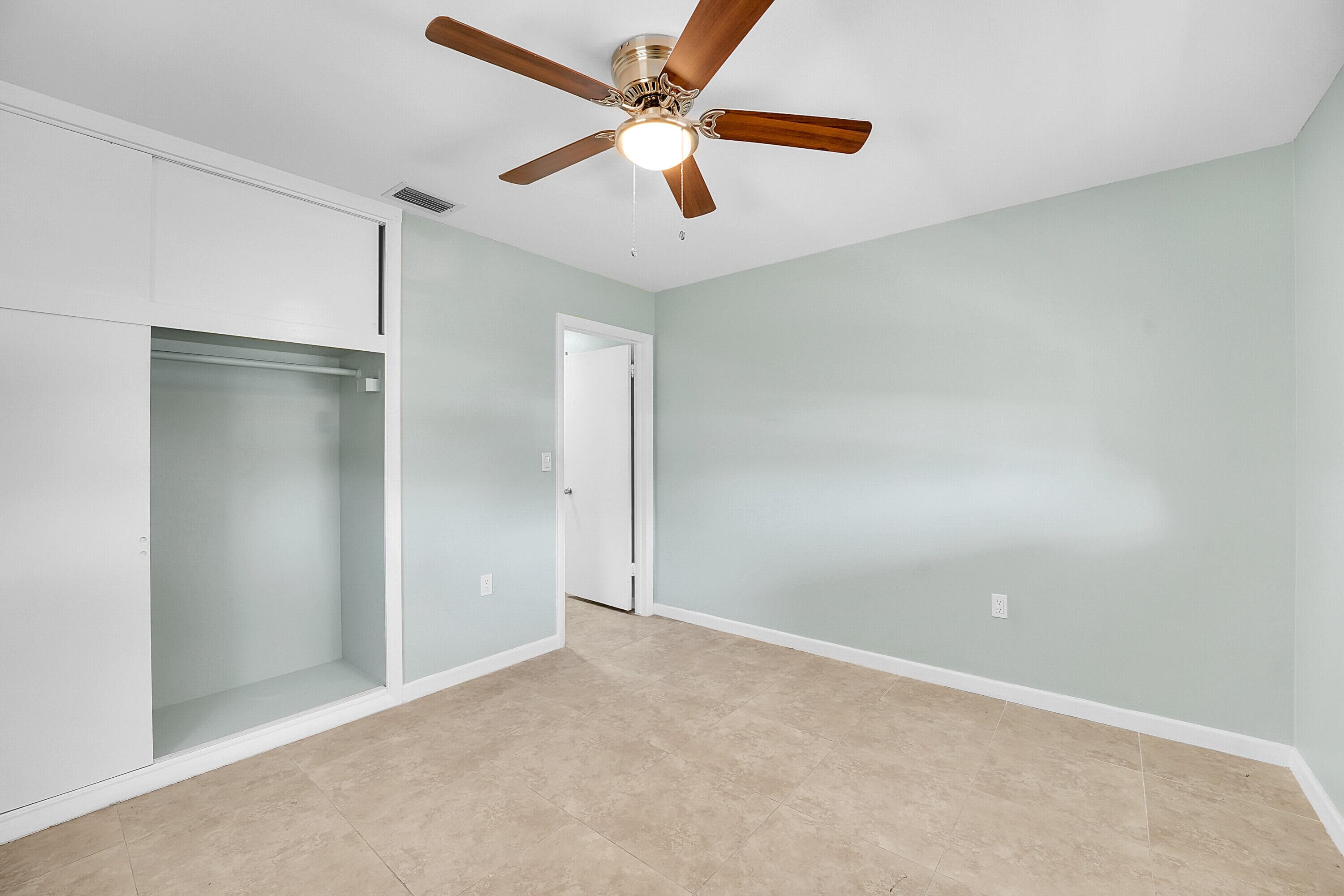 302 W Arbor Avenue, Port St. Lucie, FL 34952 — photo 12 of 25