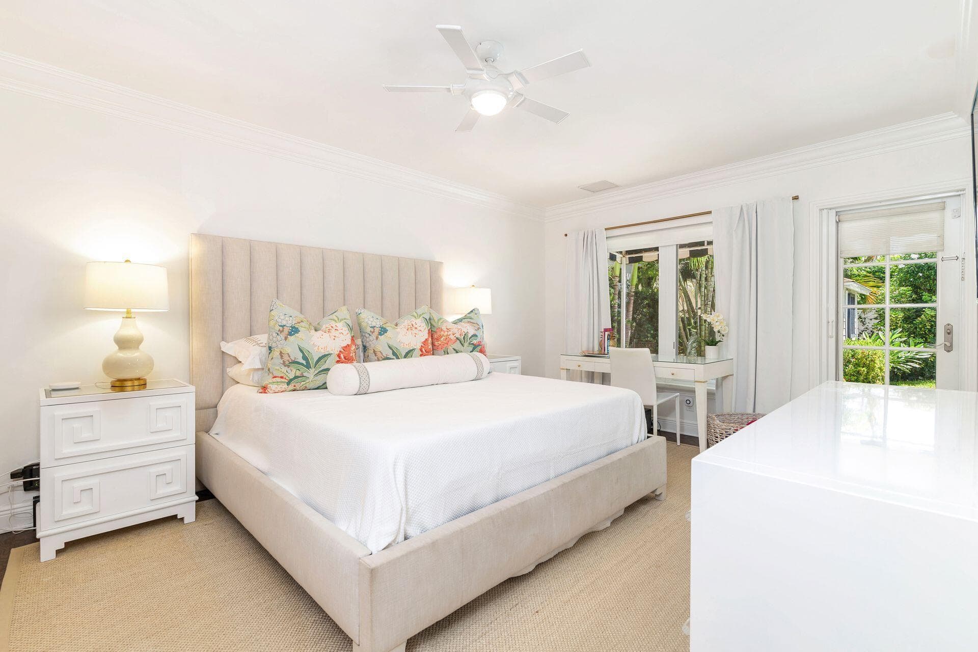 231 Cocoanut Row, Palm Beach, FL 33480 — photo 12 of 27