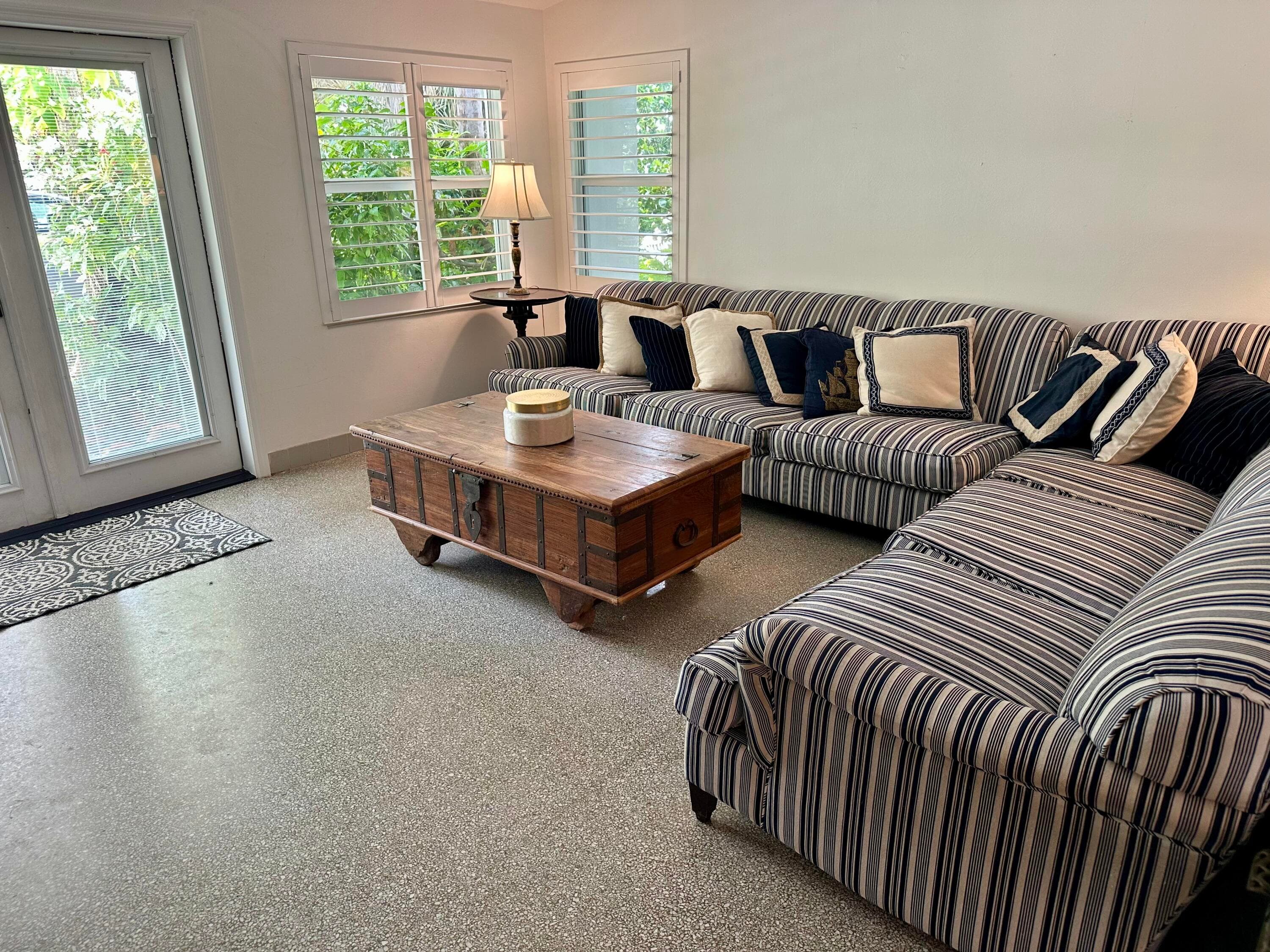 212 Kings Lynn, Delray Beach, FL 33444 — photo 7 of 53