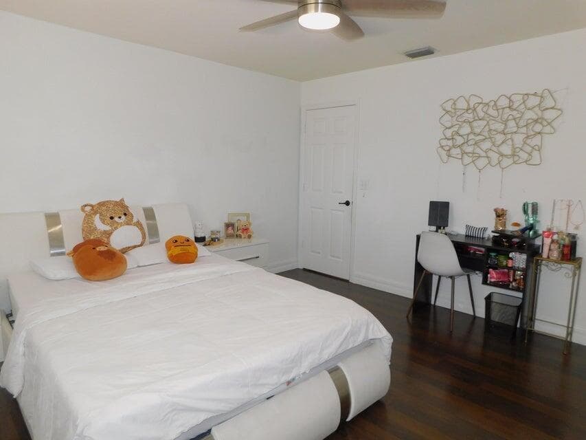 680 Manhattan Street E, Lehigh Acres, FL 33974 — photo 13 of 27