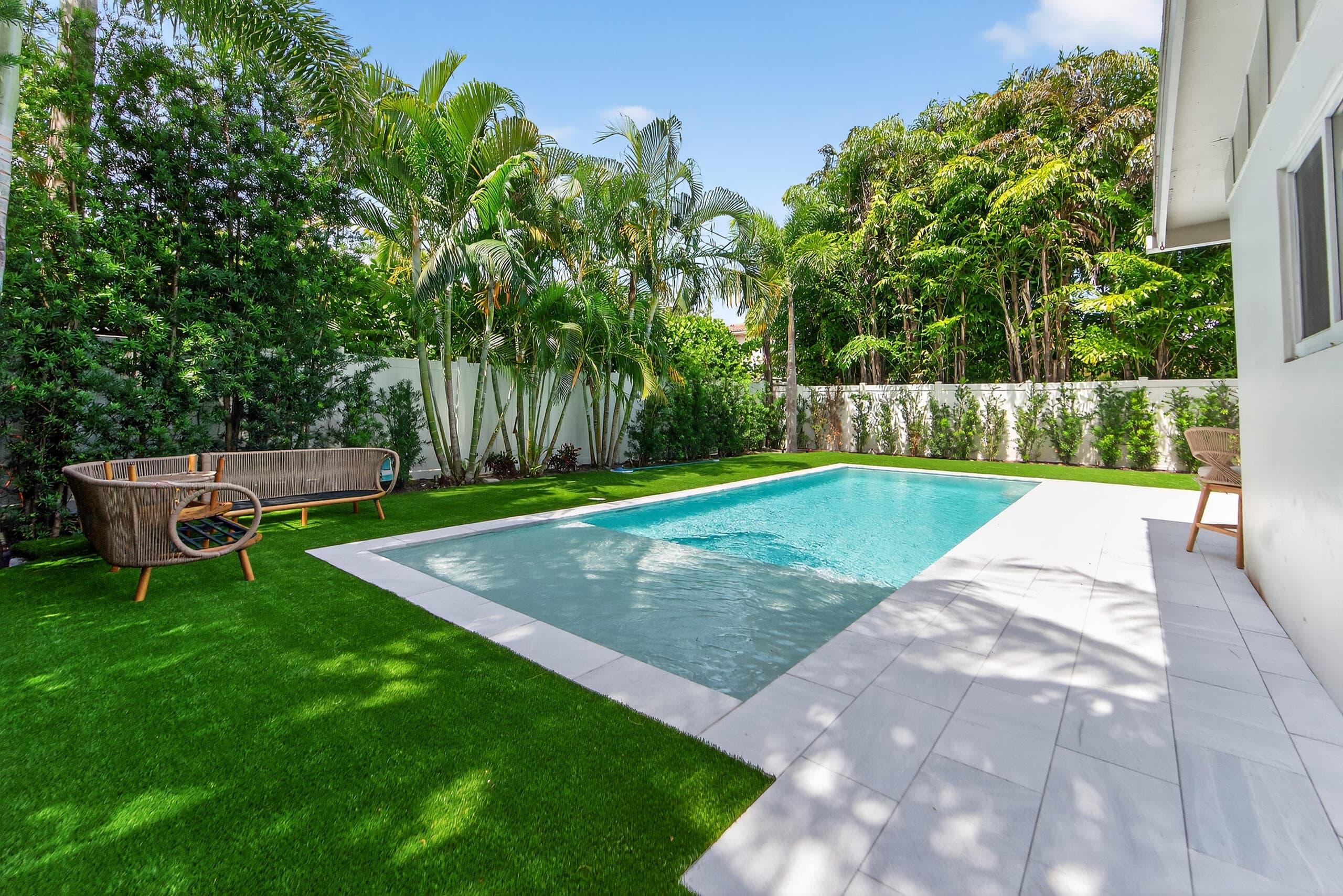 101 NE 11th Street, Delray Beach, FL 33444 — photo 3 of 25