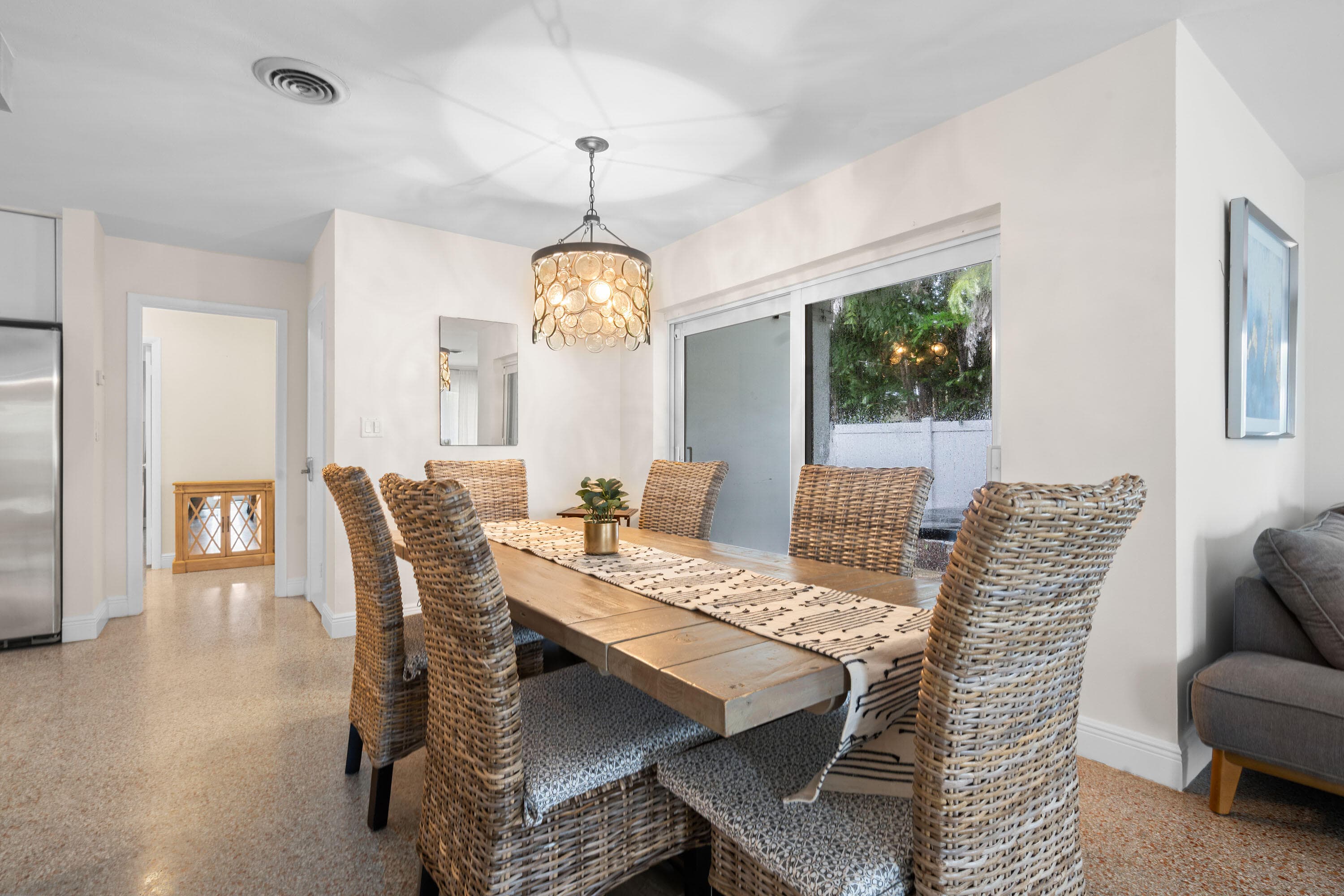 101 NE 11th Street, Delray Beach, FL 33444 — photo 8 of 25