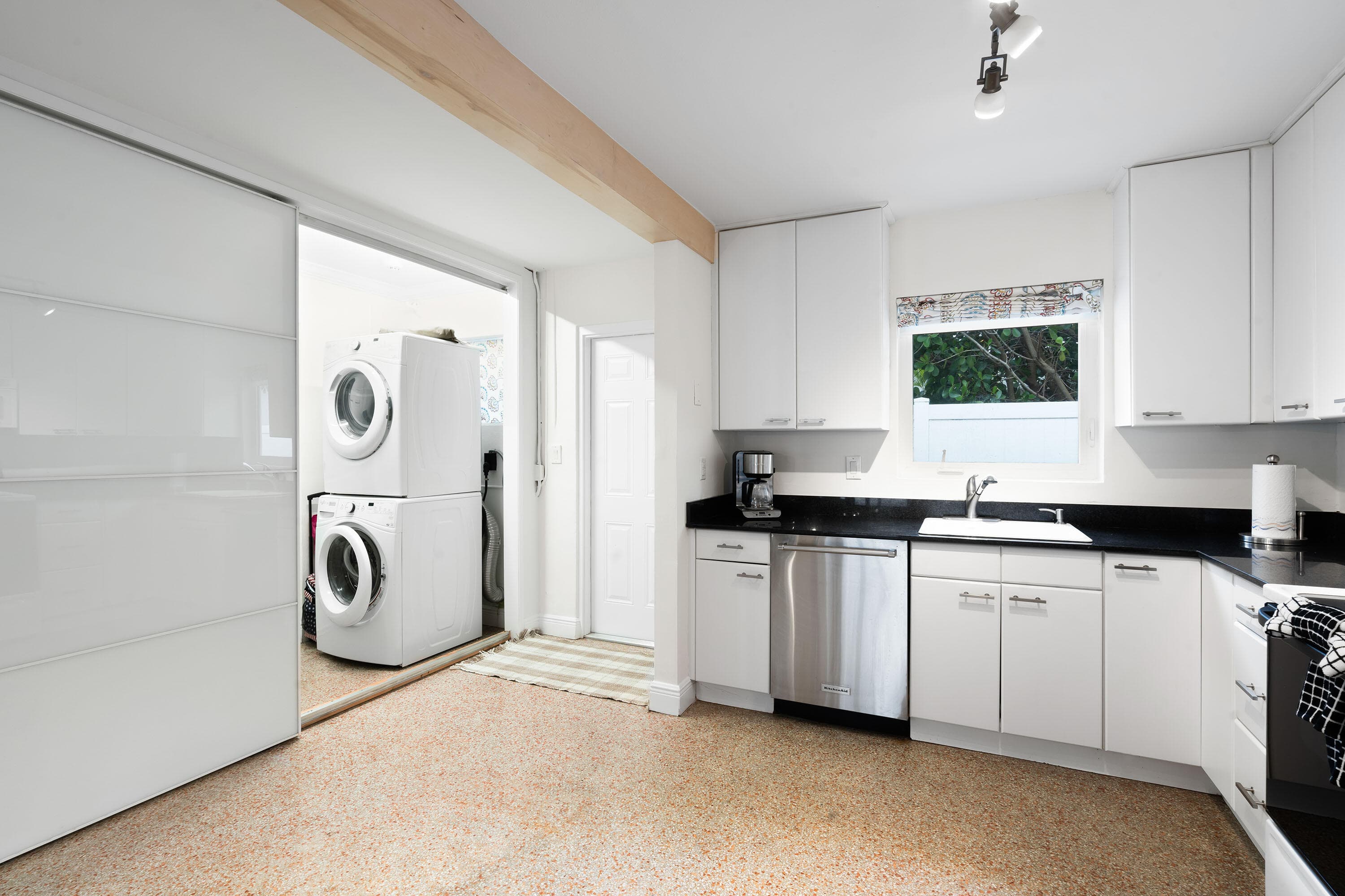 101 NE 11th Street, Delray Beach, FL 33444 — photo 13 of 25