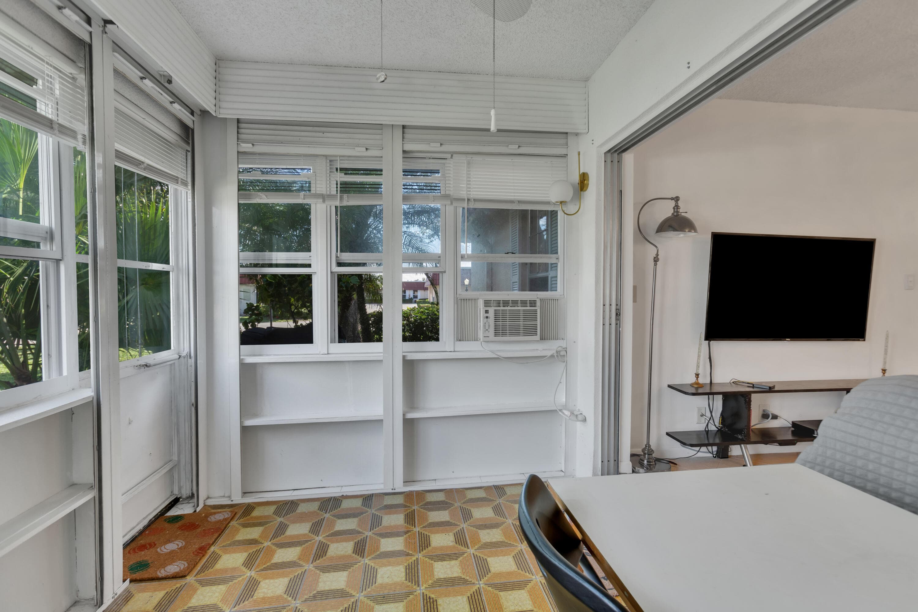 857 Worcester B Lane B, Lake Worth, FL 33467 — photo 17 of 40