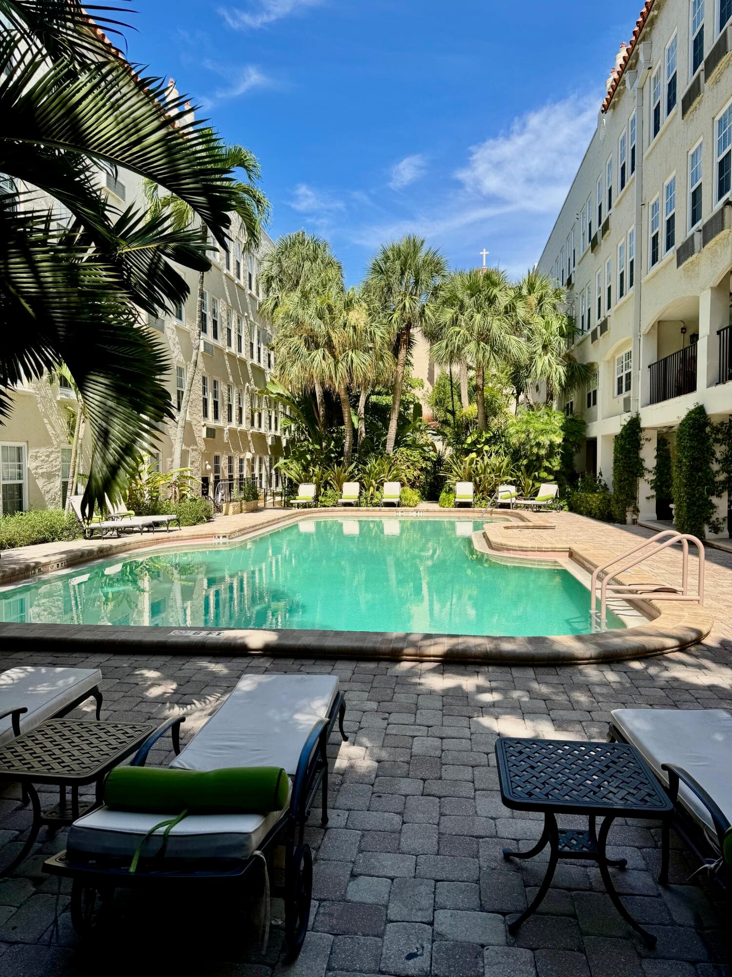 235 Sunrise Avenue Unit # 2008, Palm Beach, FL 33480 — photo 18 of 20