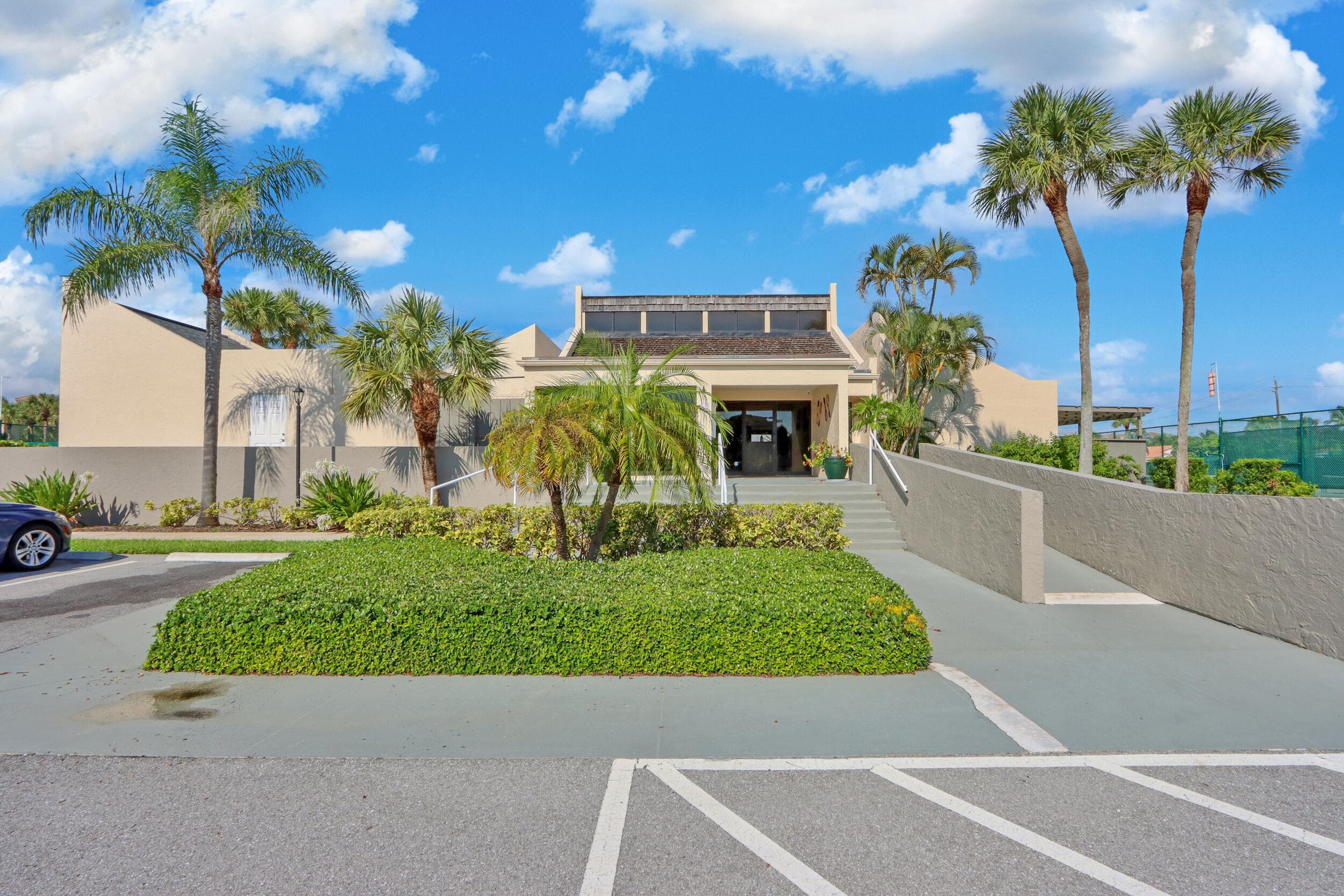 1605 S Us Highway 1 104v4, Jupiter, FL 33477 — photo 13 of 40